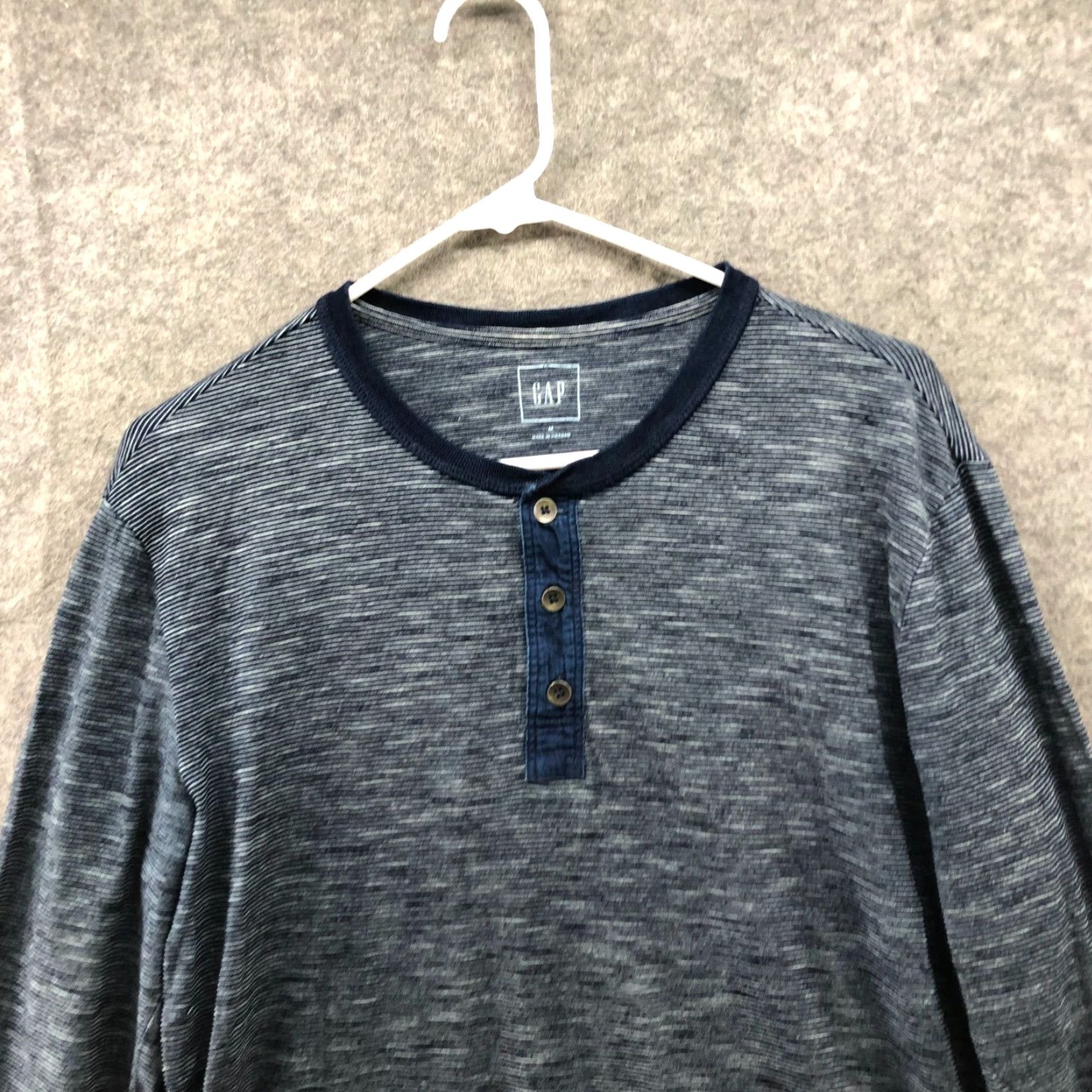 Gap Gap Mens M Long Sleeve Henley T-Shirt Navy Blue Striped Cotton Fall Winter Spring Size US M / EU 48-50 / 2 - 3 Thumbnail