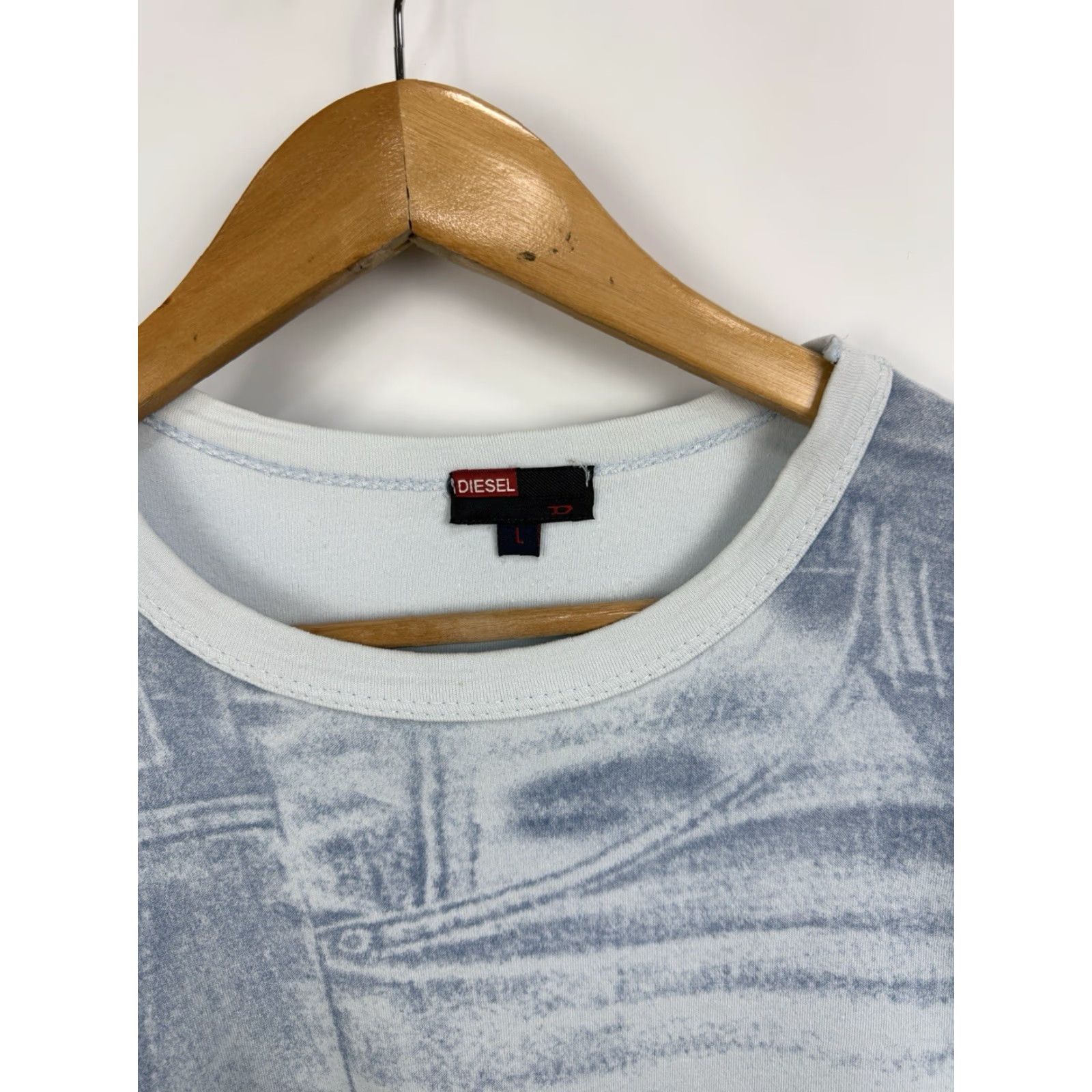 Diesel VINTAGE Diesel Denim Division T-Shirt Mens 90s Blue L Retro Rare Hype Shirt Size US L / EU 52-54 / 3 - 5 Thumbnail