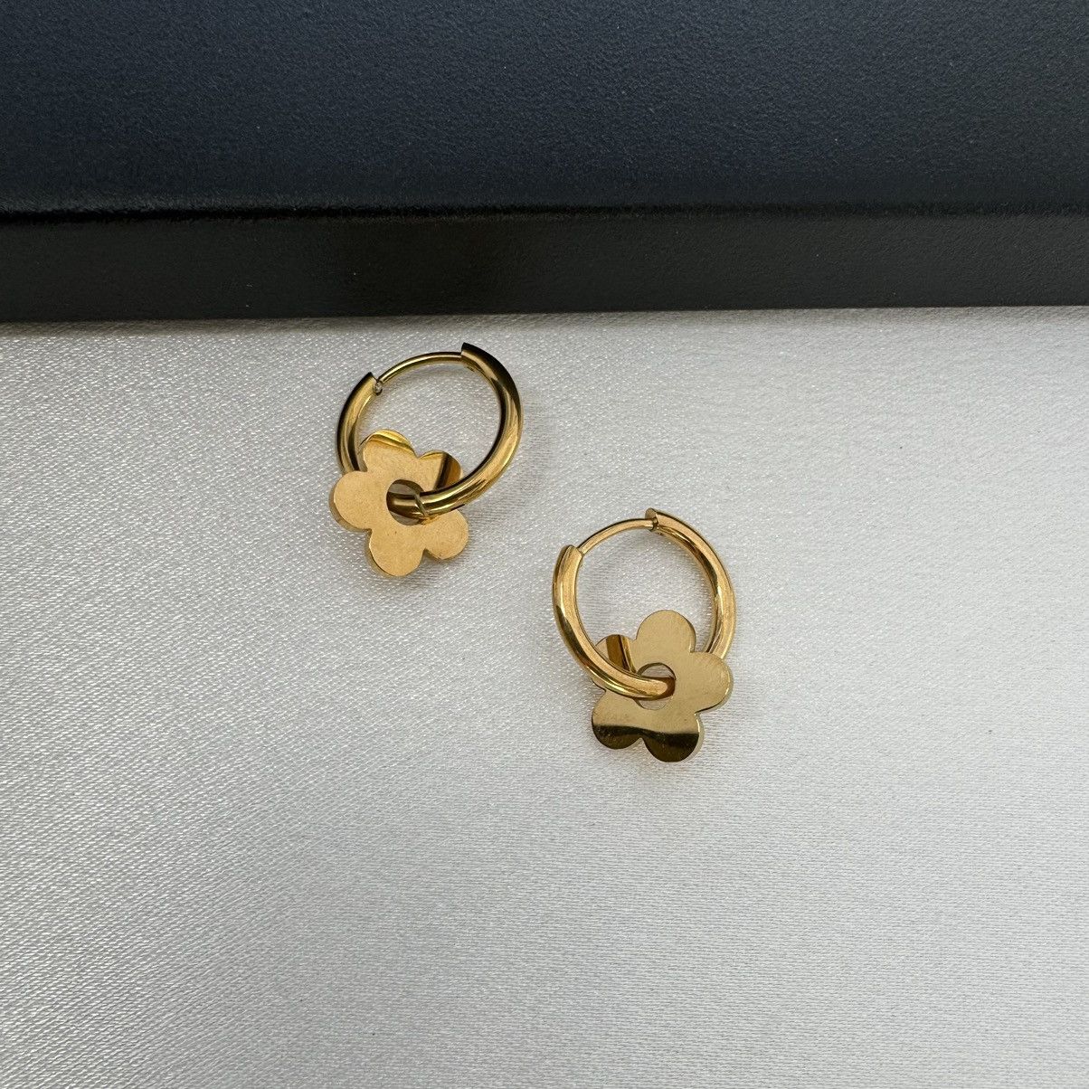 Other Elegant Flower Hoop Earrings for Women Size ONE SIZE - 2 Thumbnail