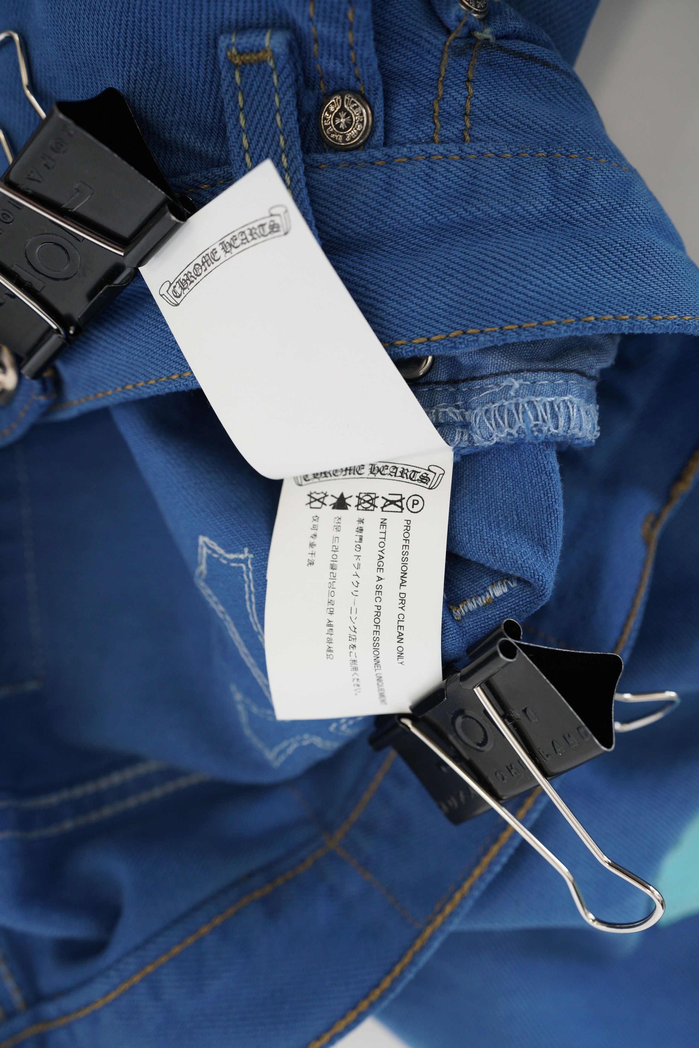 Chrome Hearts Chrome Hearts Levi's 501 London CLB Cross Patch Jeans - 30 Size US 30 / EU 46 - 19 Thumbnail