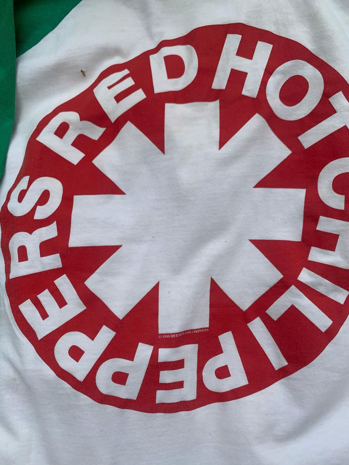 Band Tees Vintage Red Hot Chili Peppers Raglan Tee (1998 / 2001) Size US L / EU 52-54 / 3 - 6 Thumbnail
