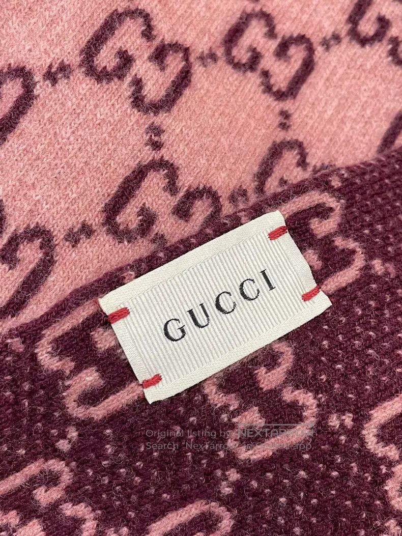 Gucci Gucci Pink full logo scarf Size ONE SIZE - 6 Thumbnail