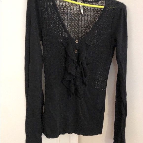 Free People Free People Black Crochet Ruffle Button Sweater L Size L / US 10 / IT 46 - 8 Thumbnail