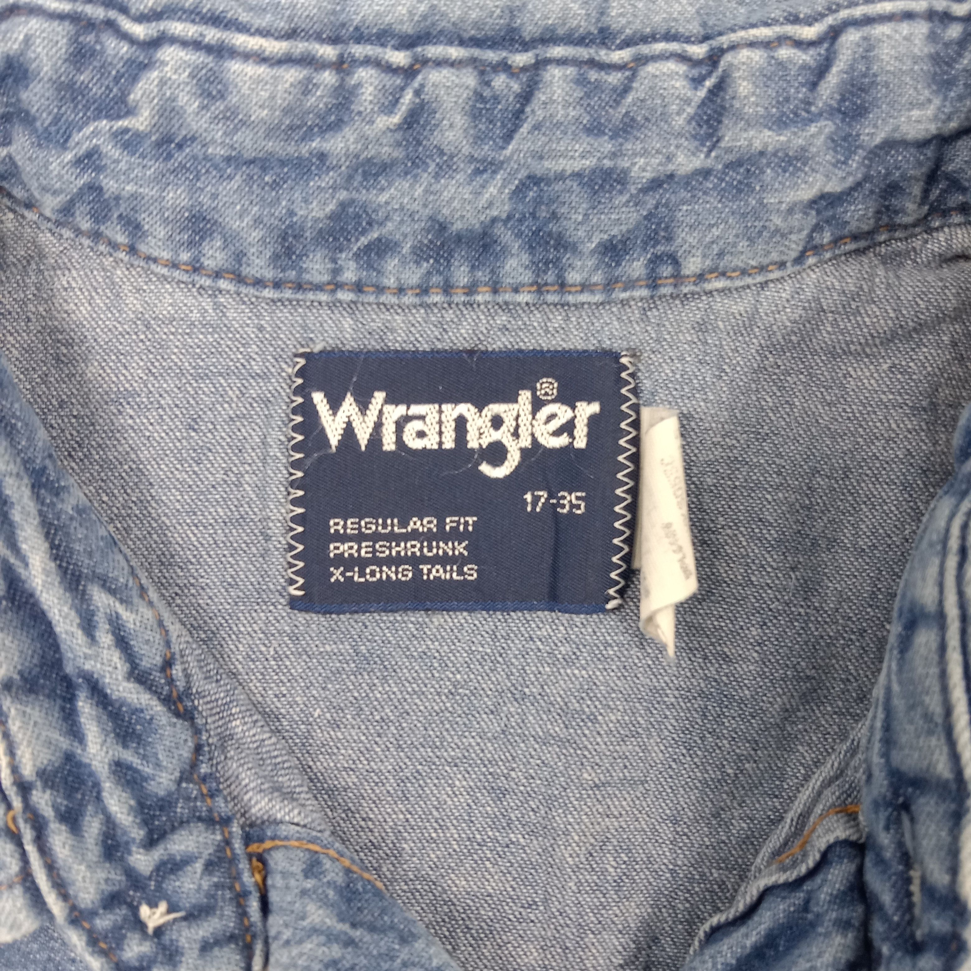 Vintage × Wrangler Wrangler American Retro Style Denim Shirt Button Up Size US XL / EU 56 / 4 - 3 Thumbnail
