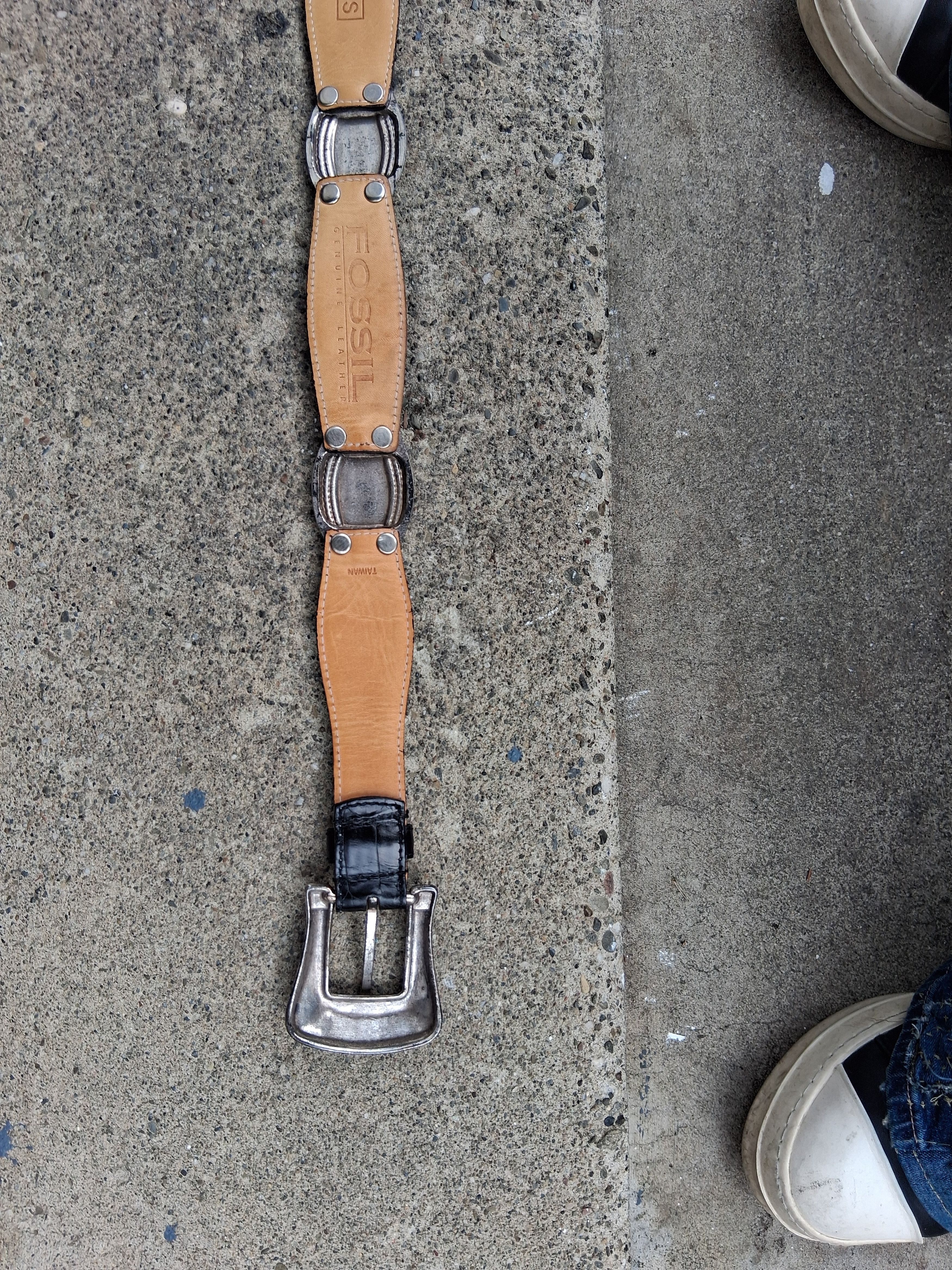 Fossil Fossil Black Leather Concho Belt Unisex GOA kmrii like Size ONE SIZE - 5 Thumbnail
