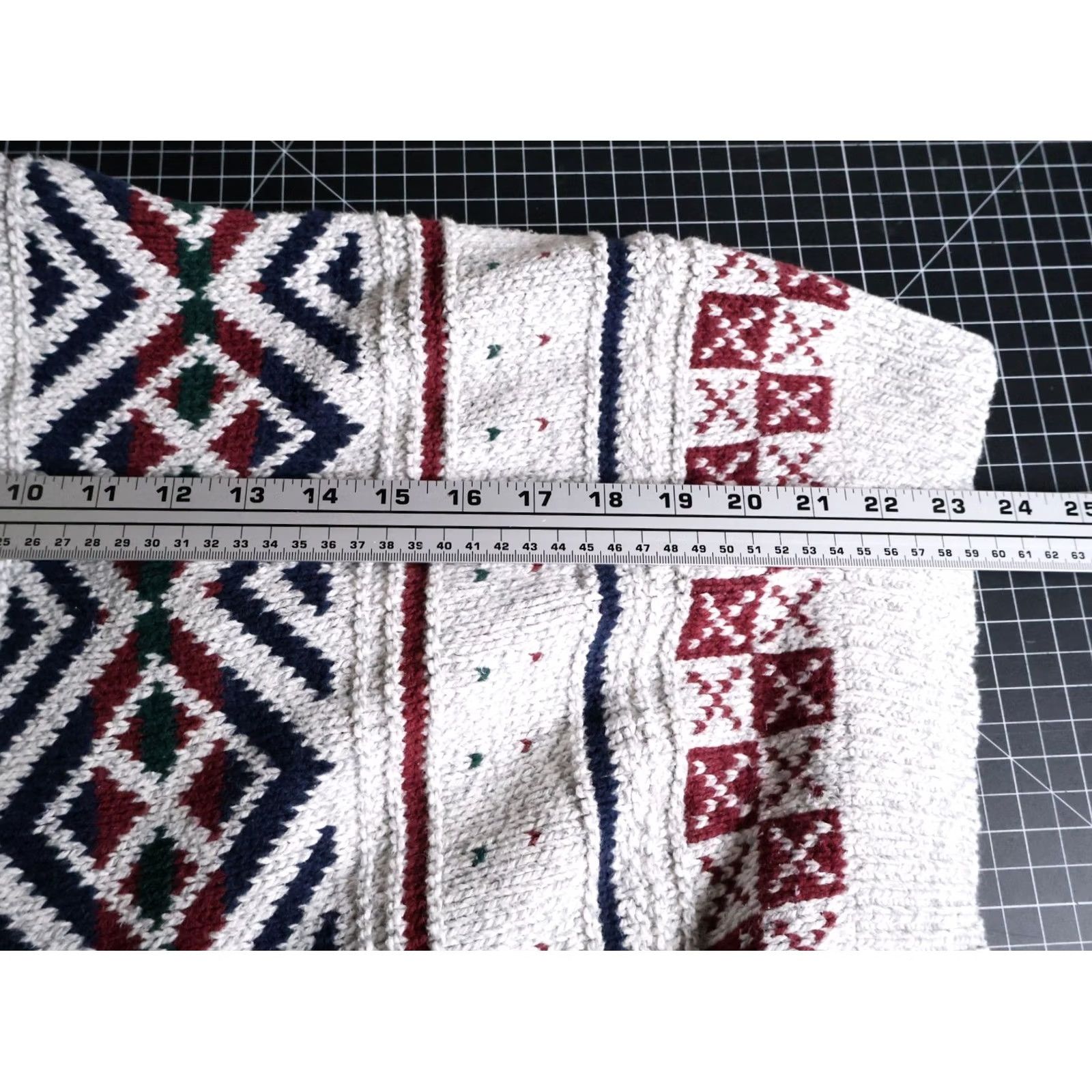 Vintage VINTAGE Expressions Sweater Geometric Heavyweight Cotton Knit Men's Large Gray Pullover Crew Neck Long Sleeve Casual Fall Winter Size US L / EU 52-54 / 3 - 6 Thumbnail