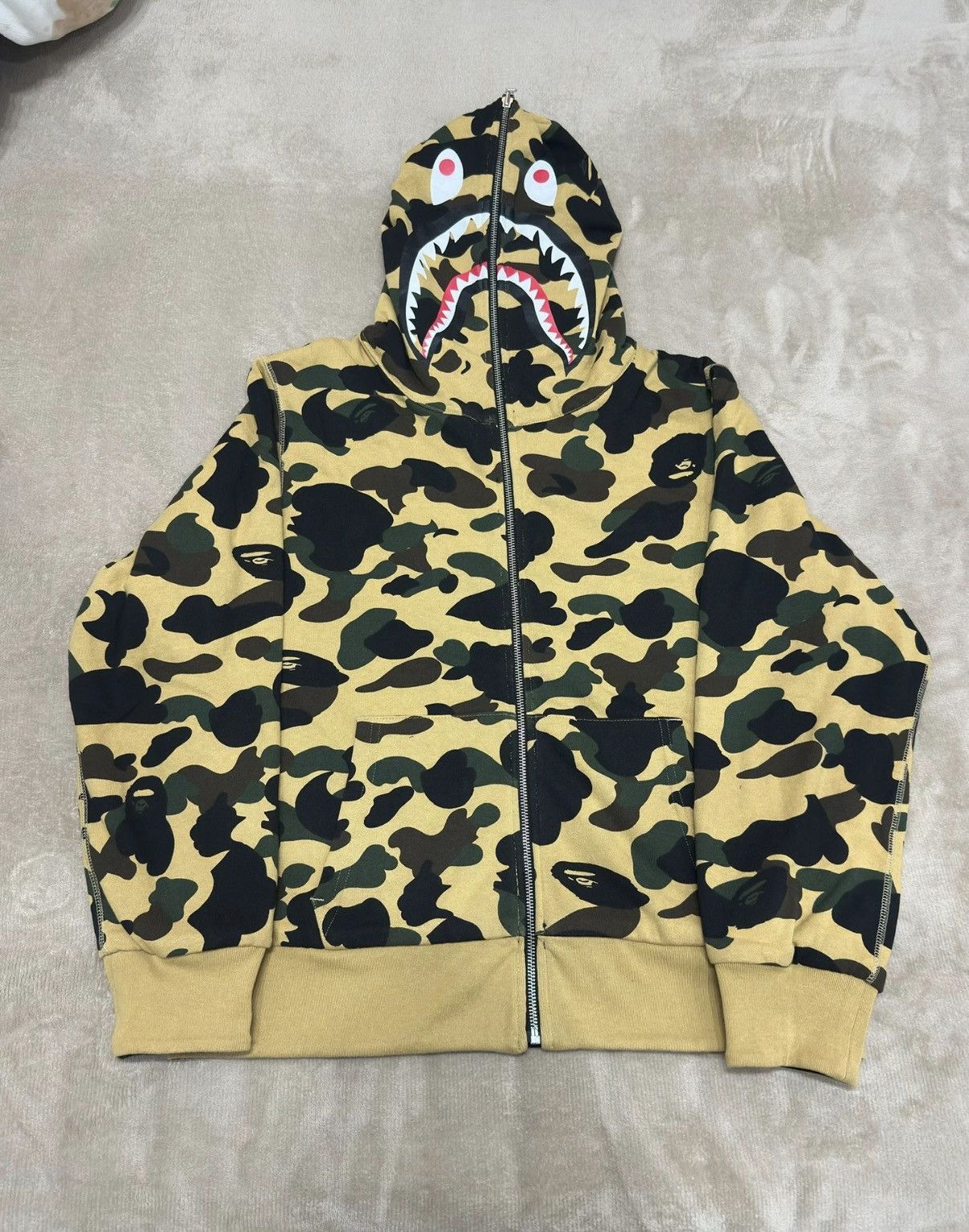 Bape Beige Camo Shark Zip-Up Hoodie Size L Size US L / EU 52-54 / 3 - 1 Thumbnail