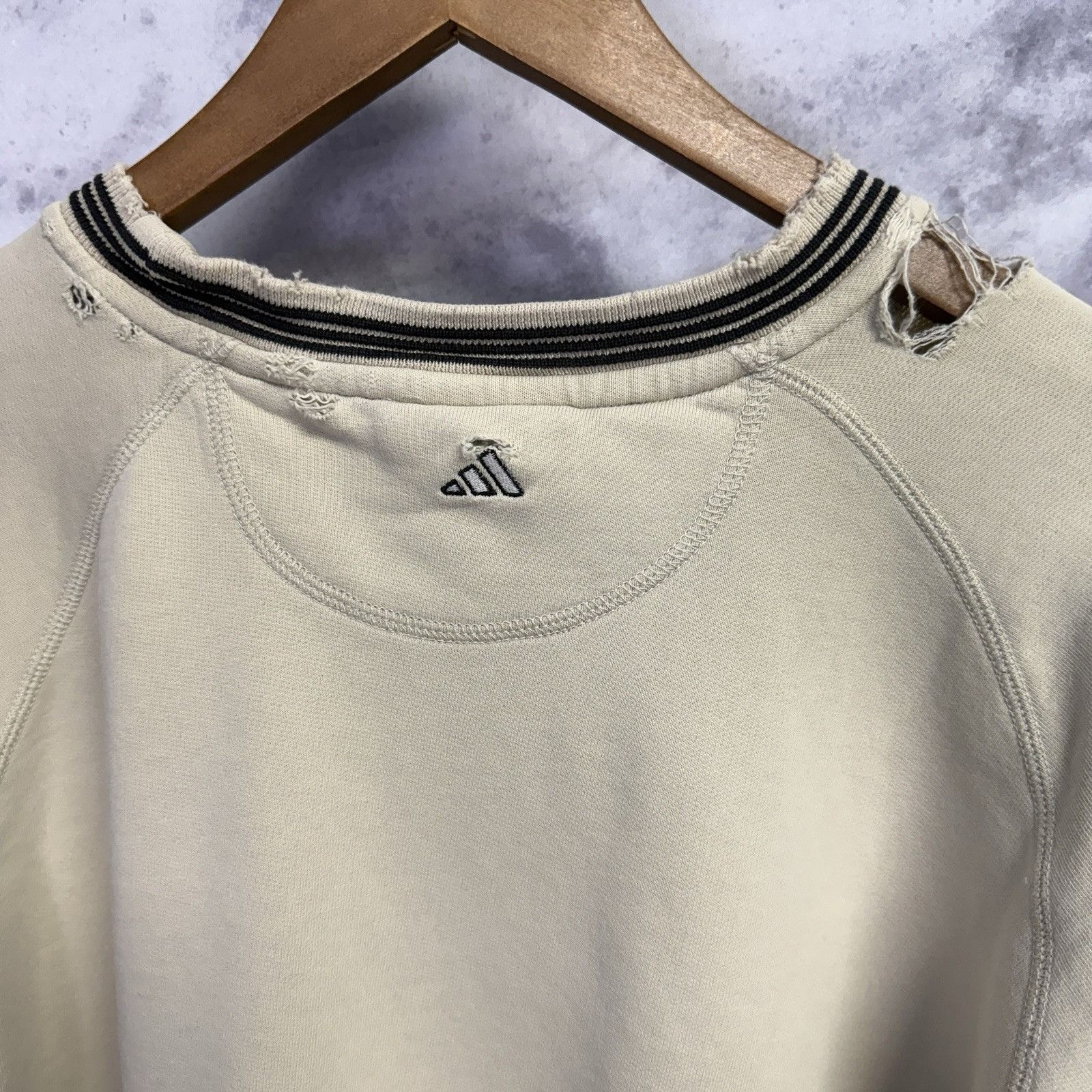 Adidas × Vintage Vintage 90s Adidas Sweatshirt Mens 2XL Beige Crew Neck Embro Size US XXL / EU 58 / 5 - 14 Thumbnail