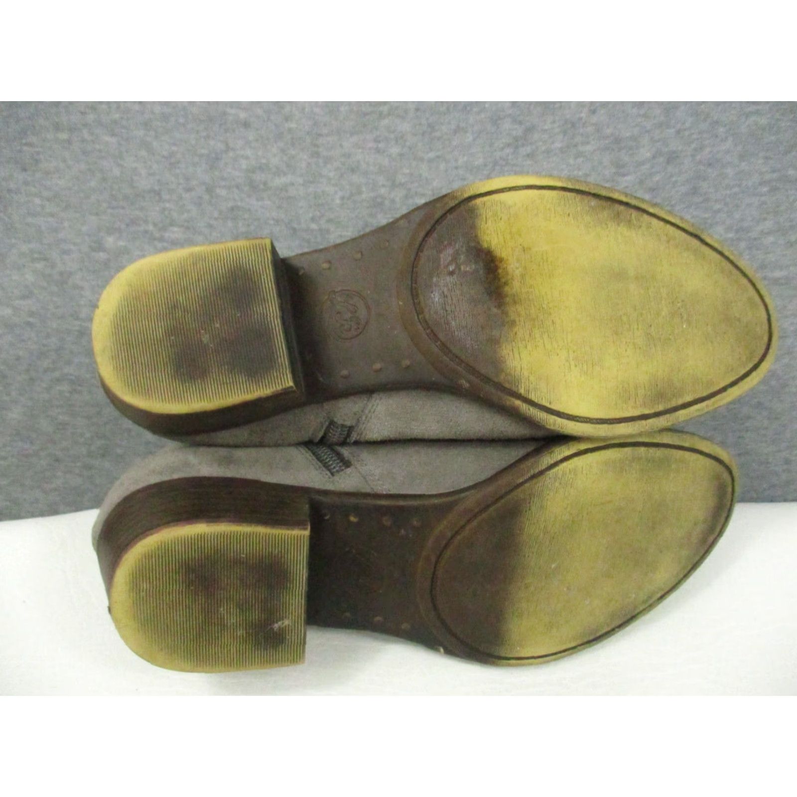 Lucky Brand Lucky Brand Brixlee Boots Ankle Booties 6.5 Sand Taupe Leather Suede Zip Zipper Block Heel Women Casual 37 Beige Vintage No Boots 90s Theme Bohemian Size US 7 / IT 37 - 6 Thumbnail