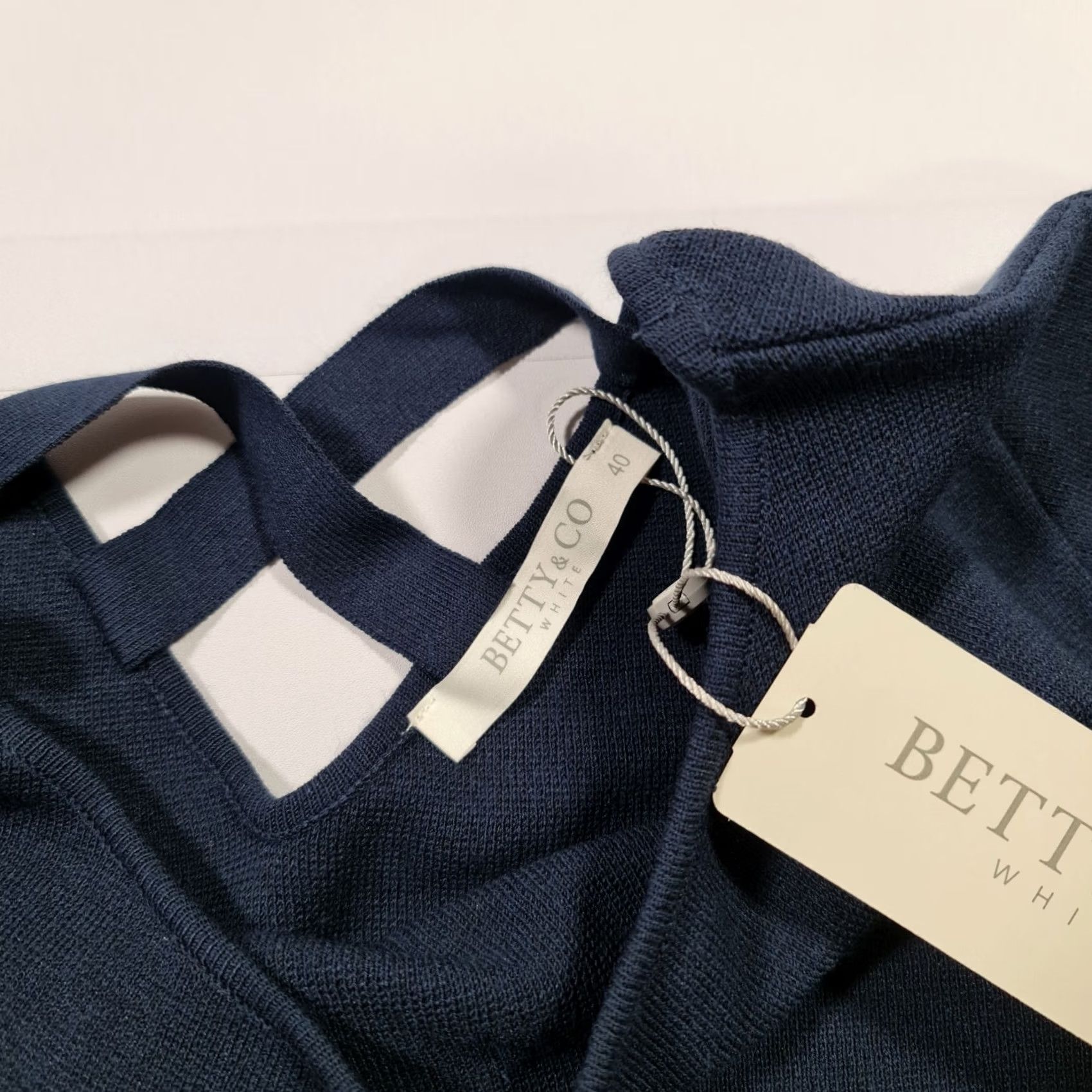 CO Betty & Co Jumper Womens Round Neck Long Sleeve Navy Blue 14 UK Regular Stretch Knit Pullover Top Size XL / US 12-14 / IT 48-50 - 3 Thumbnail