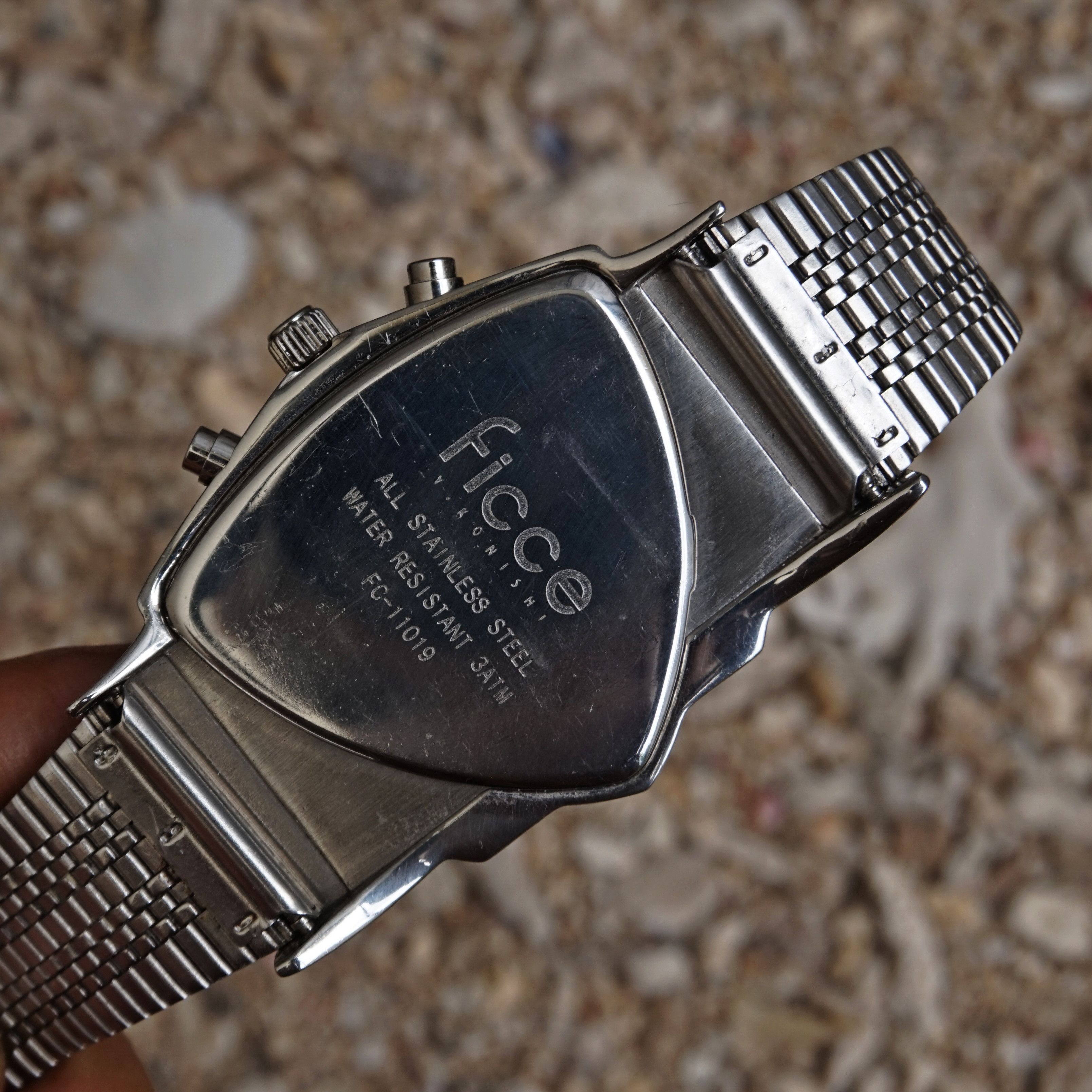 Yoshiyuki Konishi Rare! Yoshiyuki Konishi FICCE Chronograph watch Size ONE SIZE - 8 Thumbnail