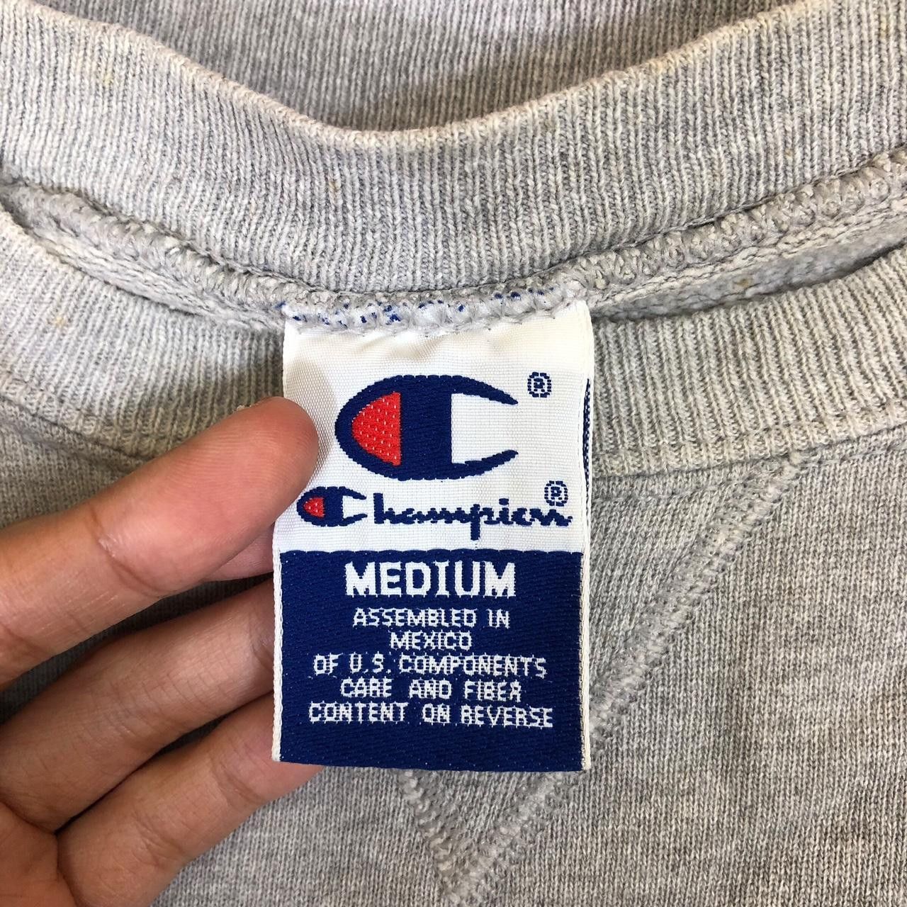 Champion Vintage CHAMPION PRODUCTS USA Script Logo Sweatshirt Sweater Size M / US 6-8 / IT 42-44 - 5 Thumbnail