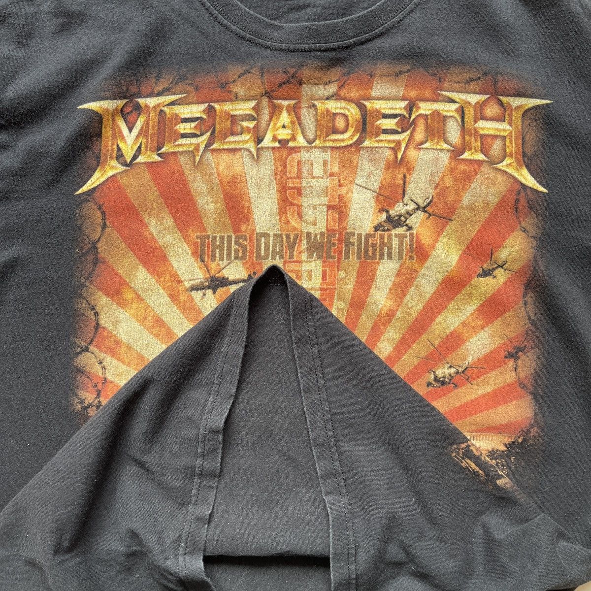 Megadeth × Vintage Vintage Y2K Megadeth End Game TShirt Size US M / EU 48-50 / 2 - 15 Thumbnail