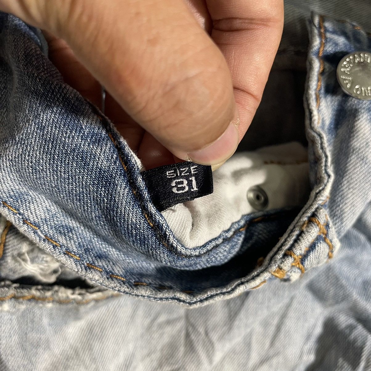 Emporio Armani Vintage Emporio Armani Distressed Jeans Size US 36 / EU 52 - 11 Thumbnail