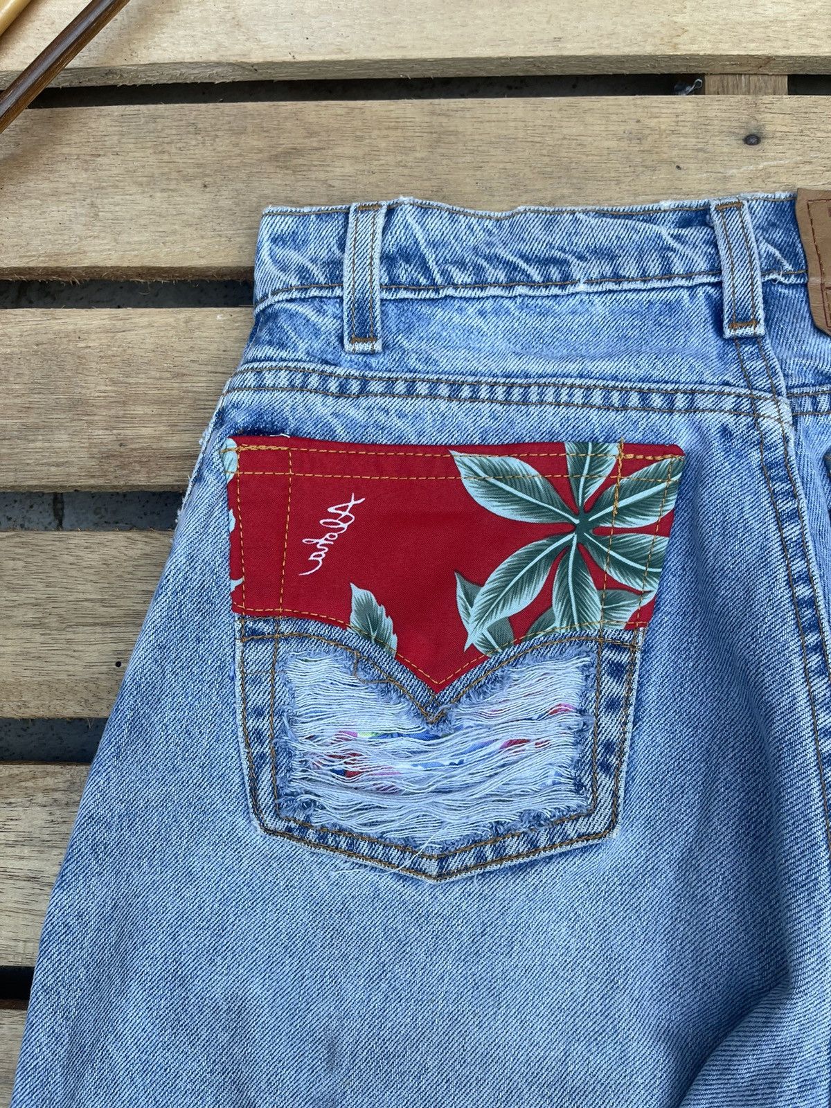Levi's × Levi's Vintage Clothing 90s Vintage Levis 560 Distressed Denim Cropped Pants Size US 30 / EU 46 - 9 Thumbnail