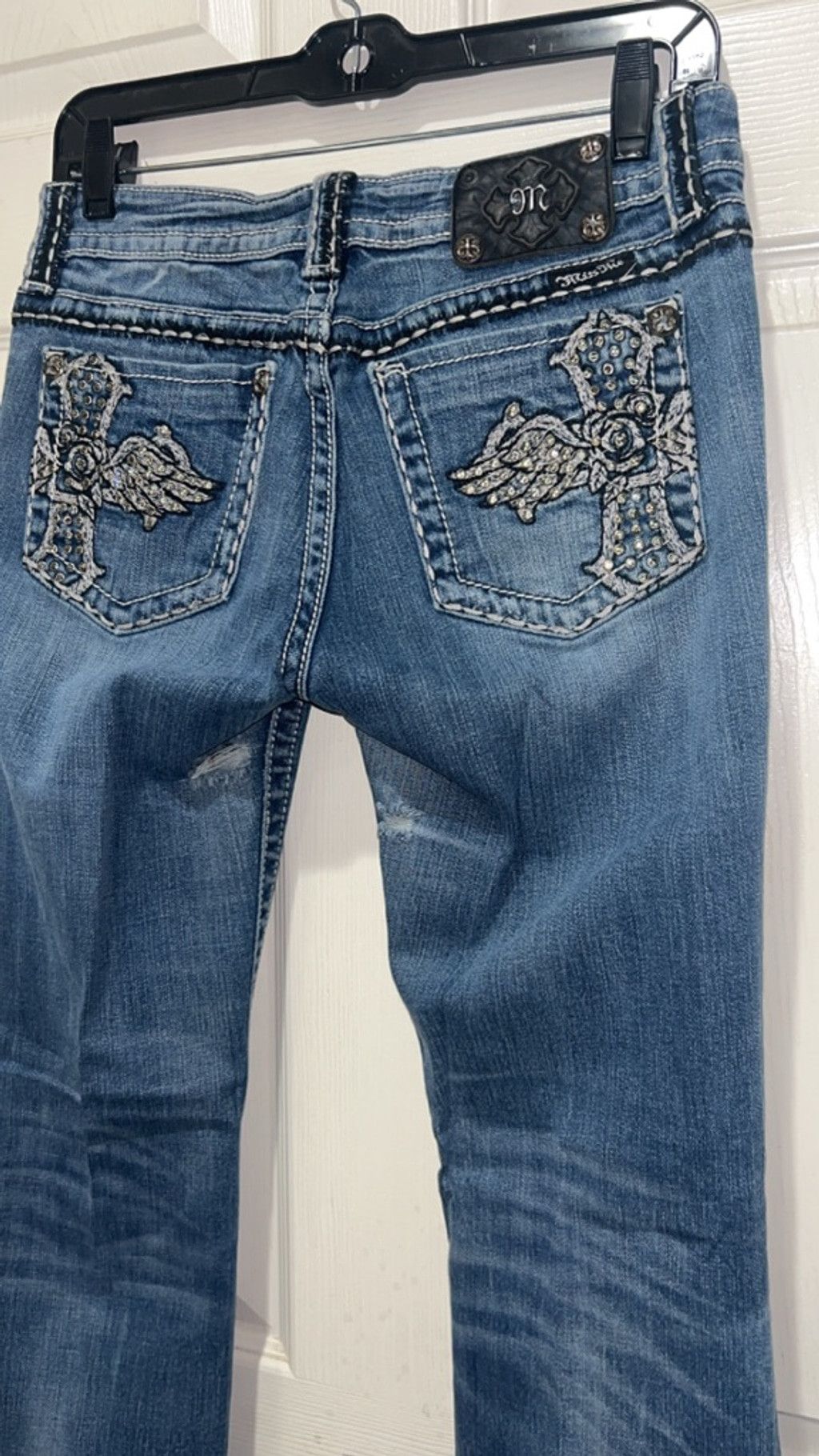 Miss Me Women's Miss Me Boot Cut Jeans w cross embelish Size 29 Size 29" - 2 Thumbnail