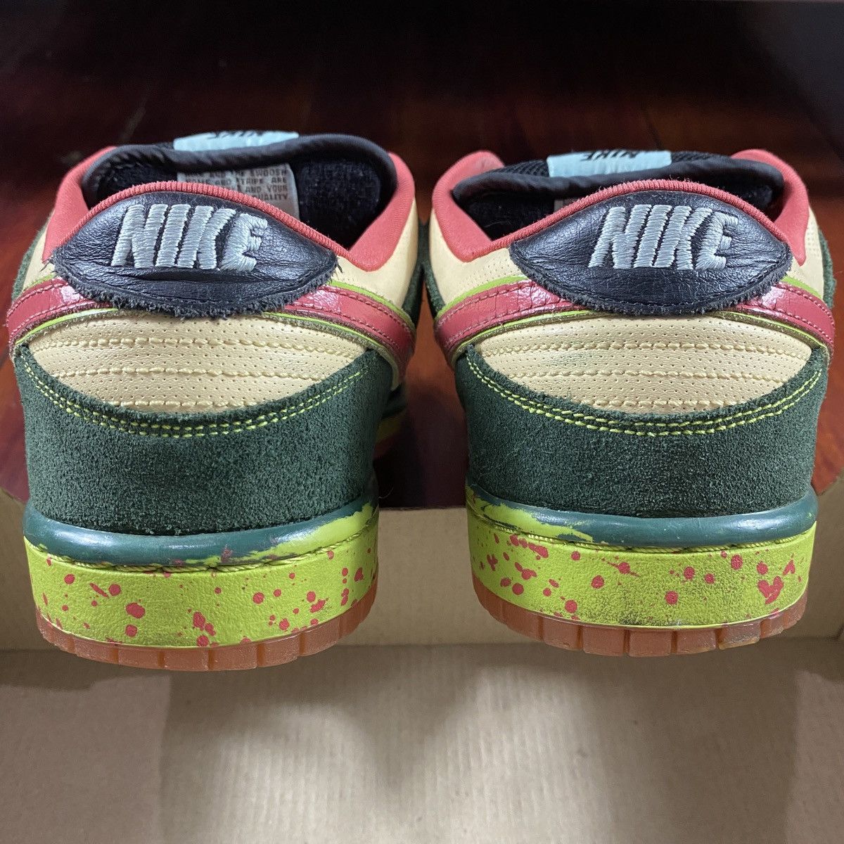 Nike SB Dunk Low Mosquito 2008 Size US 8.5 / EU 41-42 - 11 Thumbnail
