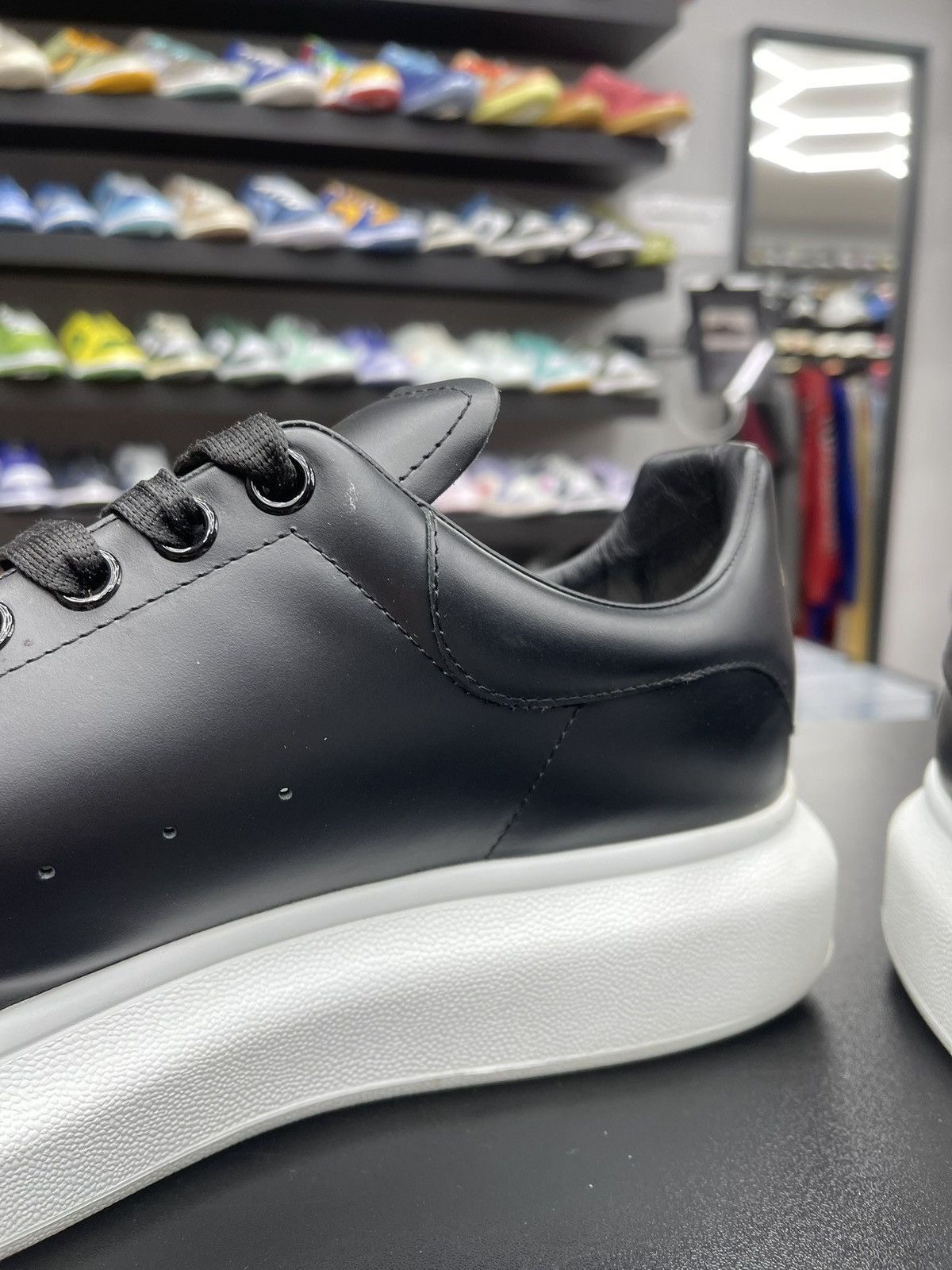 Alexander McQueen Size 13US/46EU - Alexander McQueen Oversized Black Size US 13 / EU 46 - 7 Thumbnail
