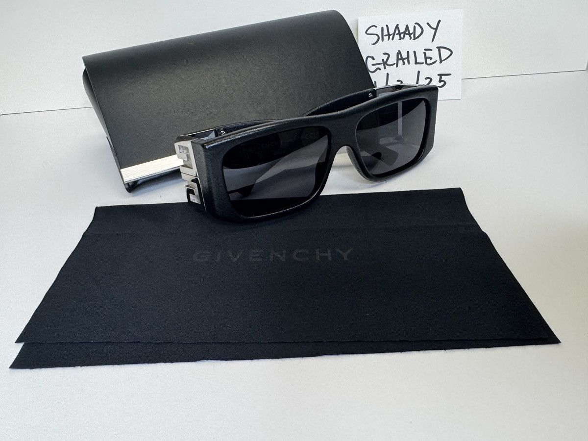 シルトフレムサンクラス GIVENCHY 16V GV4100U