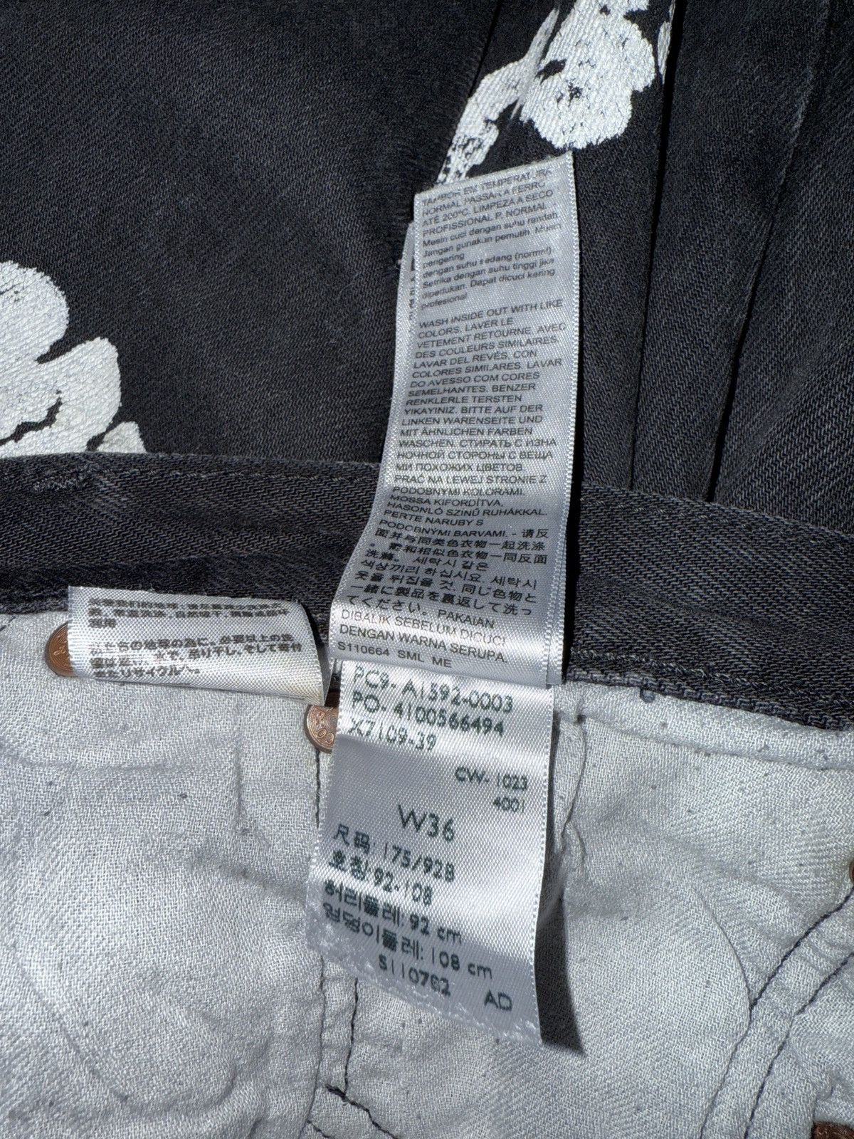 DENIM TEARS DENIM TEARS BLACK WREATH JEANS Size US 36 / EU 52 - 5 Thumbnail