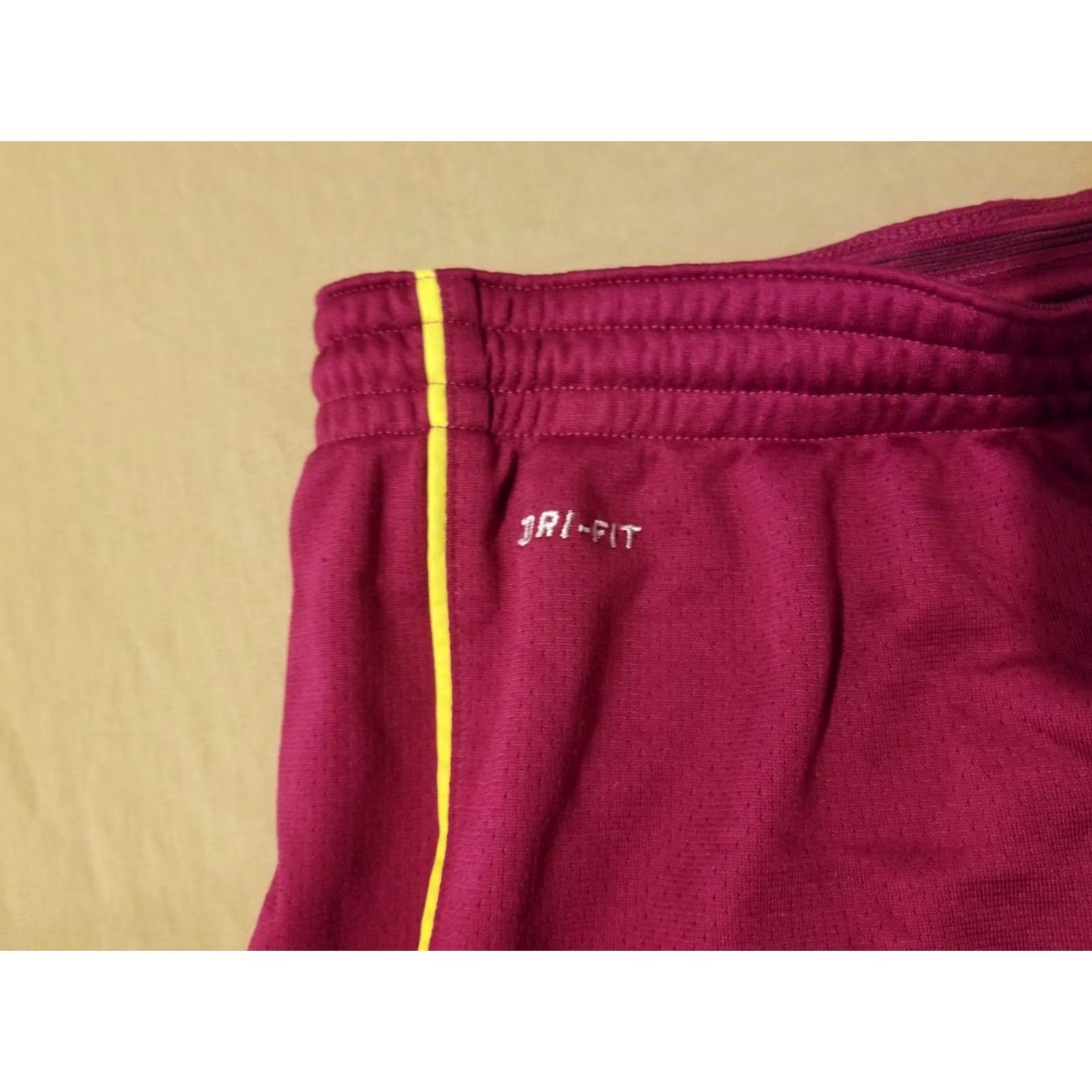 Nike Womens Nike Shorts Medium Purple Athletic Gym Workout Size 32" / US 10 / IT 46 - 4 Thumbnail