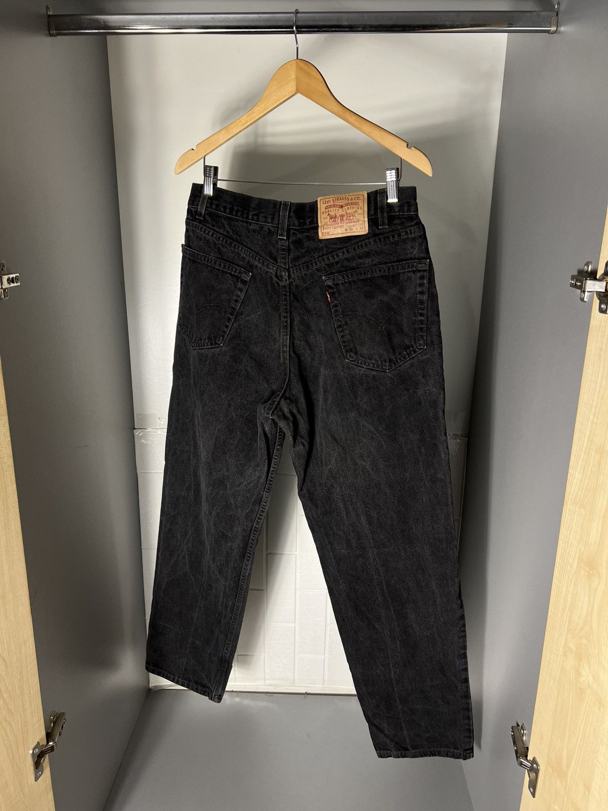 Levi's Vintage Clothing VINTAGE LEVIS 550 MADE IN USA DENIM JEANS RETRO CASUAL 90s Size US 36 / EU 52 - 17 Thumbnail