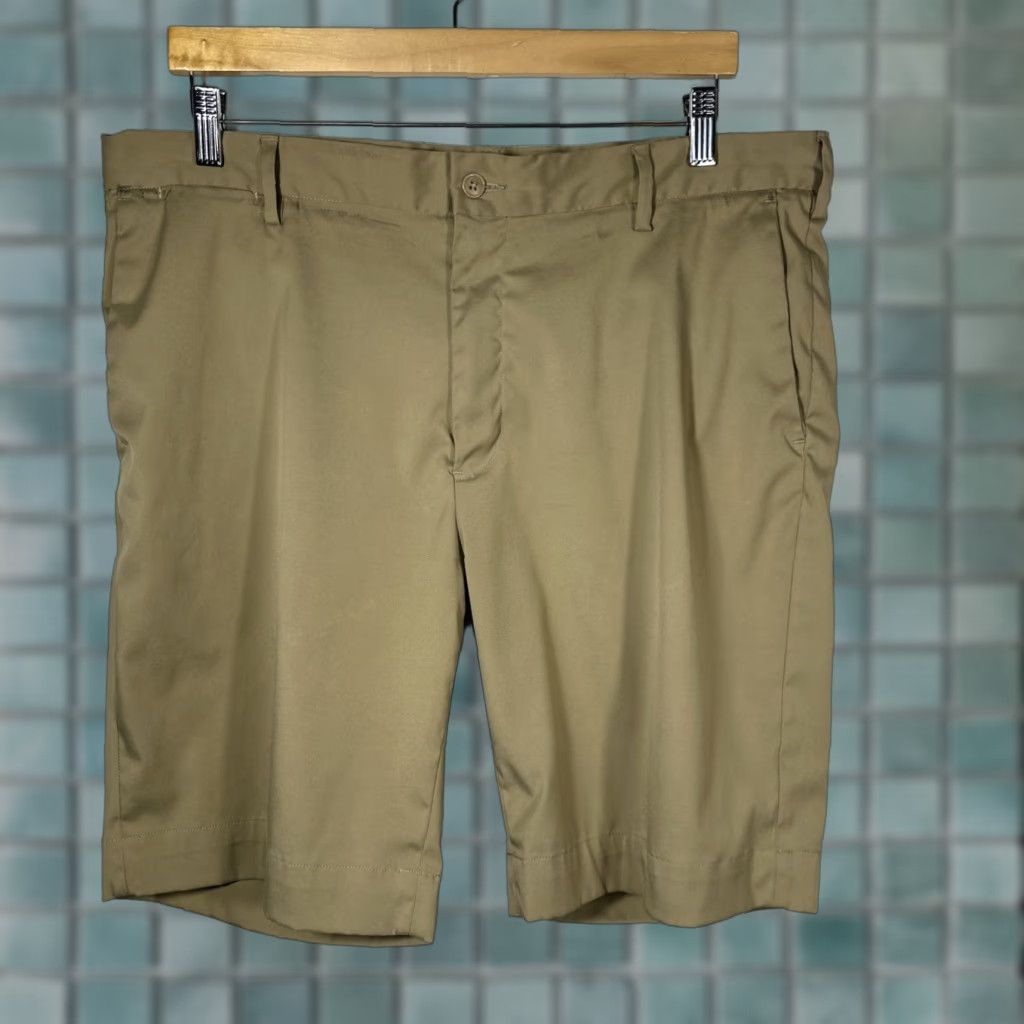 Polo Ralph Lauren Polo Ralph Lauren Performance Shorts Mens 36 Khaki Stretch Classic Fit Chino Size US M / EU 48-50 / 2 - 1 Thumbnail