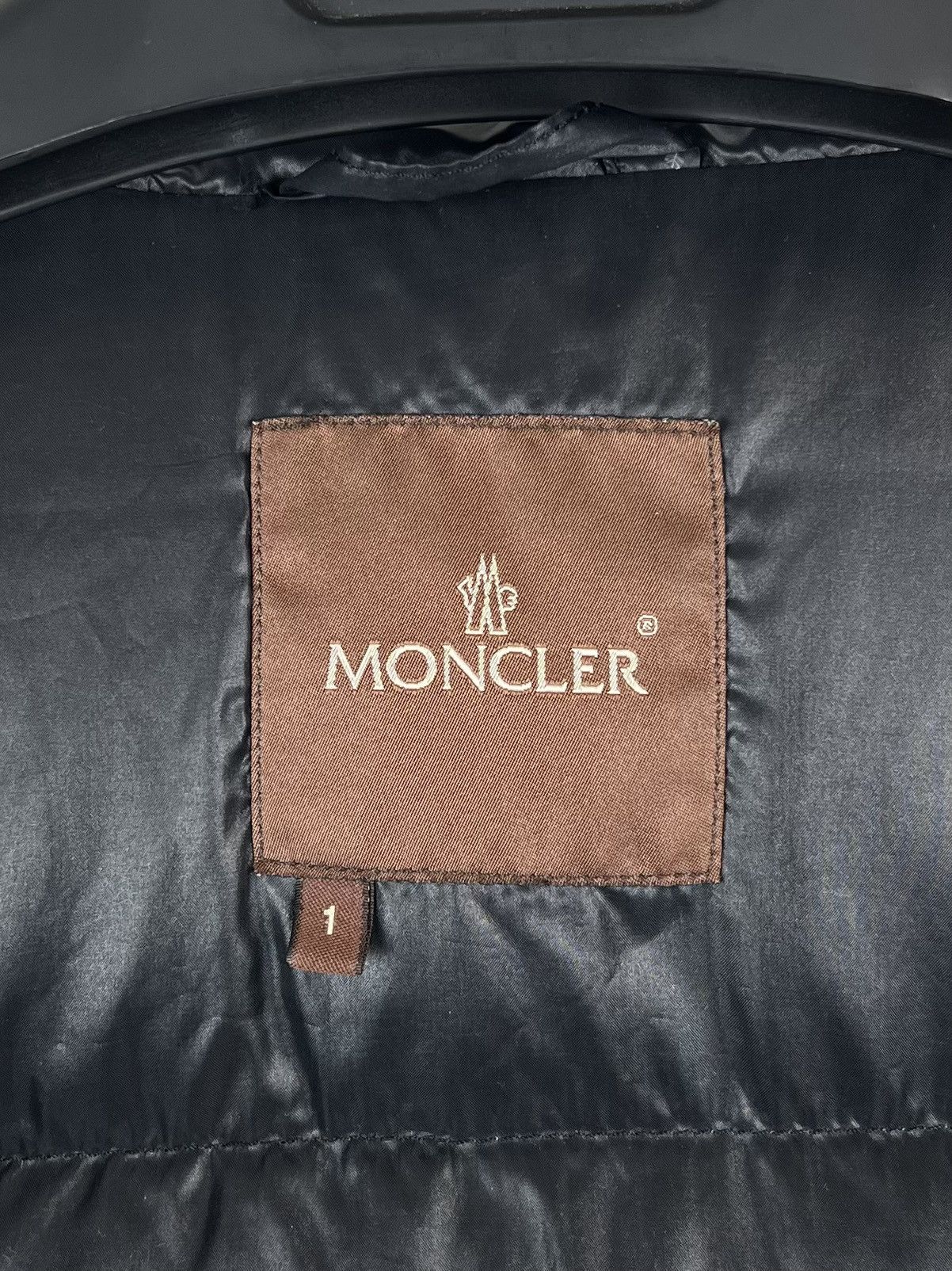 Moncler MONCLER Jacket Down Puffer Patch Logo Black Vintage Rare Men Size US S / EU 44-46 / 1 - 12 Thumbnail