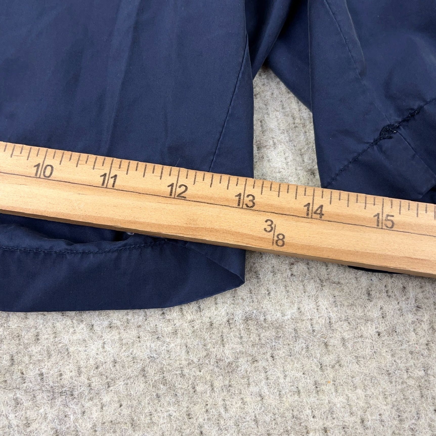 Nike VINTAGE Nike Swim Trunks Men Large Navy Blue Bored Shorts Spellout 2000s Swim Trunks Nike Men L Navy Blue 2000s Size US 33 - 7 Thumbnail