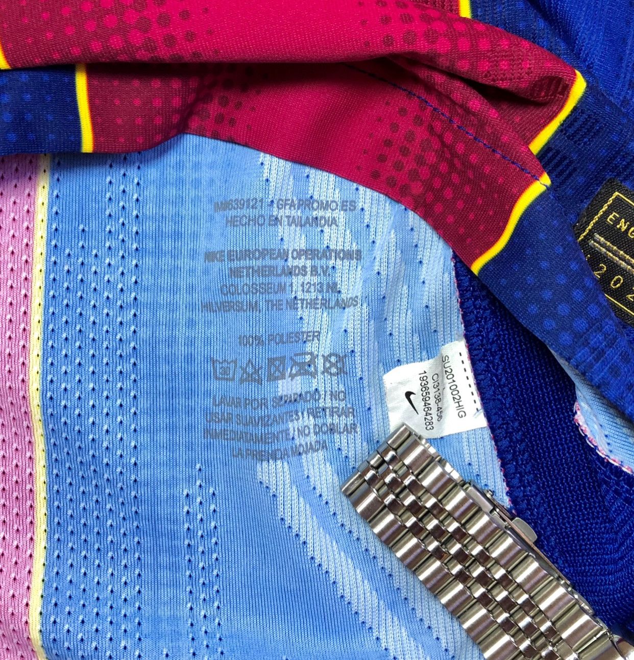 Nike Nike FC Barcelona 2021/22 Player Issue Long Sleeve Kit Set Size US L / EU 52-54 / 3 - 3 Thumbnail