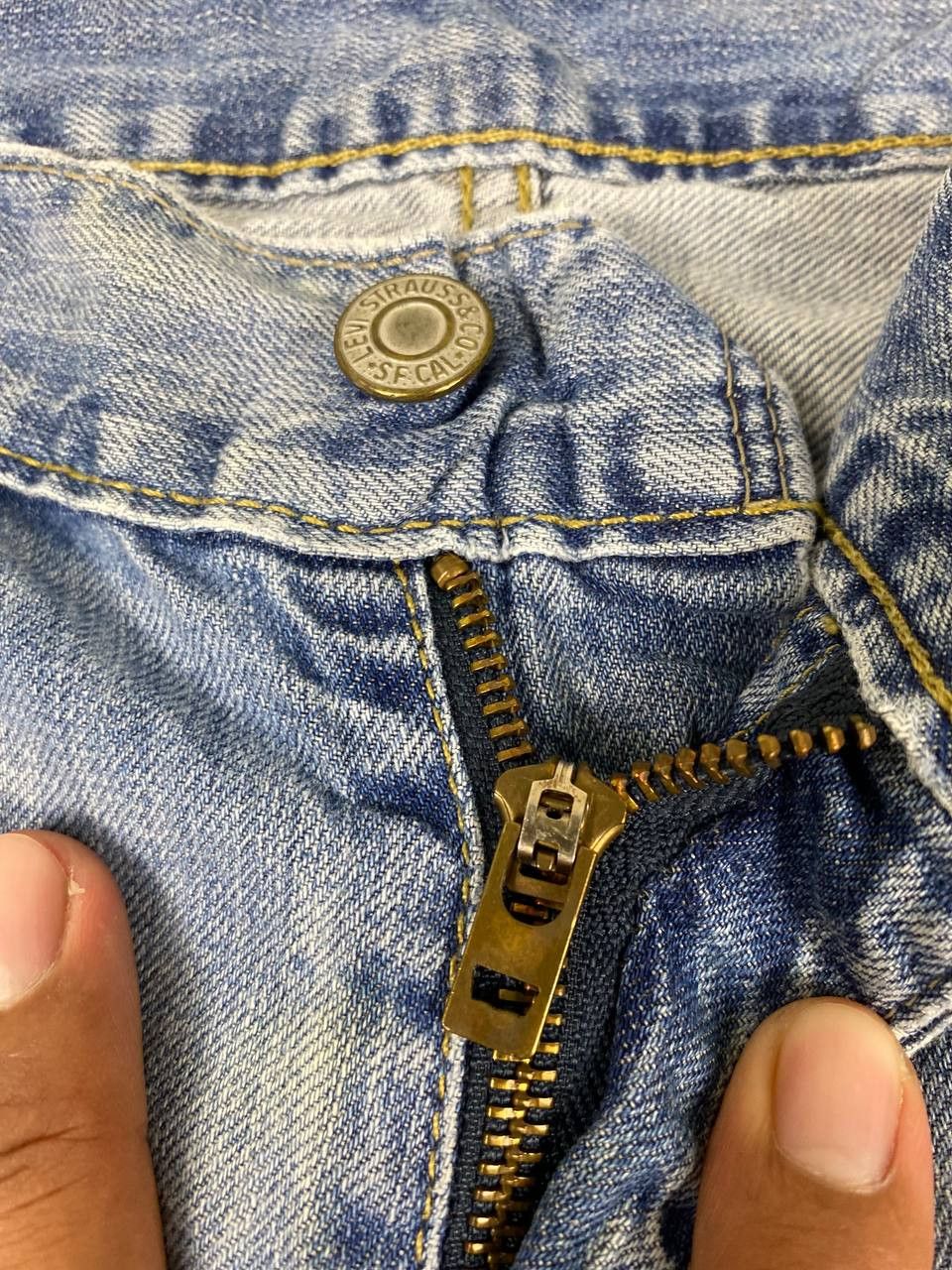 Levi's levis 569 soft distressed denim nice design Size US 36 / EU 52 - 12 Thumbnail