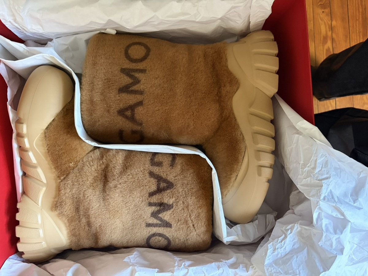 Salvatore Ferragamo Ferragamo Fur Ski Boot. Size US 10 / EU 43 - 8 Thumbnail