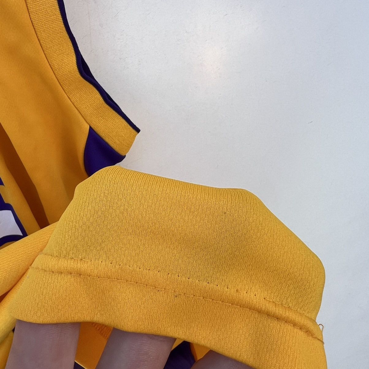 NBA 2012 NBA Adidas Los Angeles Lakers Kobe Bryant Jersey Size US L / EU 52-54 / 3 - 14 Thumbnail