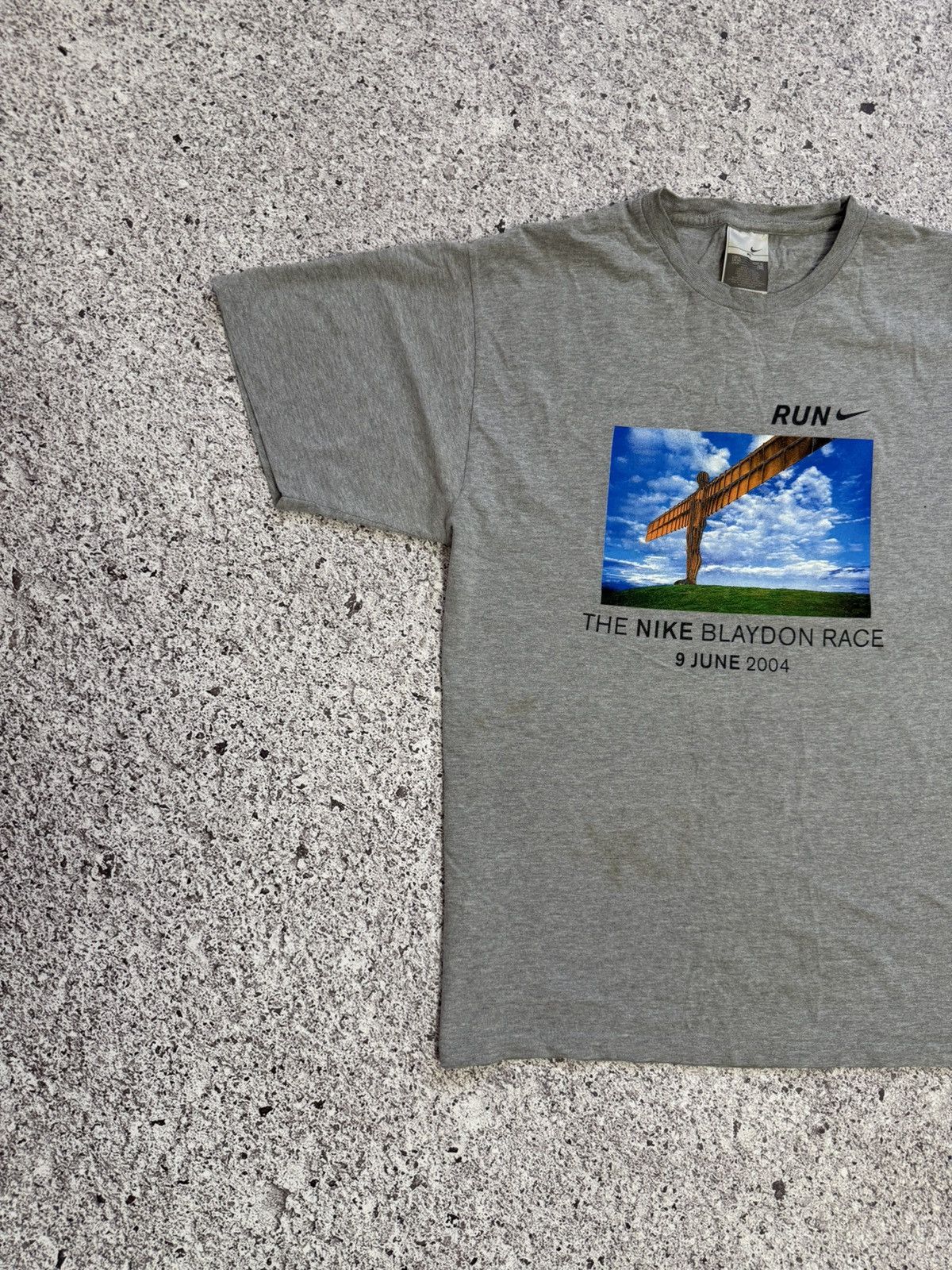 Nike × Vintage Vintage 2004 Nike The Blaydon Race Running T-shirt Size US XL / EU 56 / 4 - 4 Thumbnail