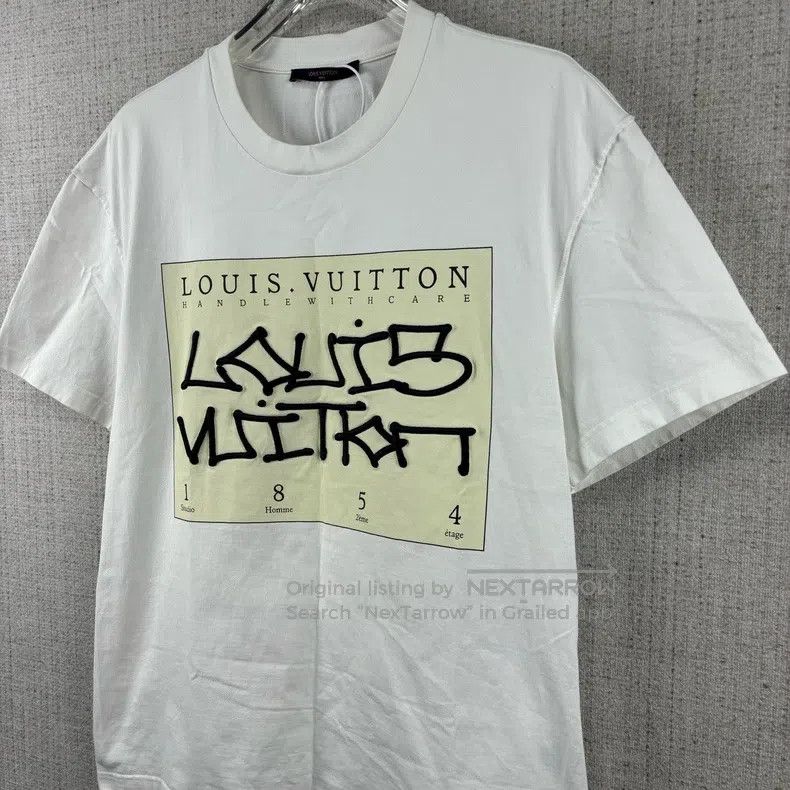 Louis Vuitton Louis Vuitton Cursive embroidered logo round neck short sl Size US L / EU 52-54 / 3 - 2 Thumbnail