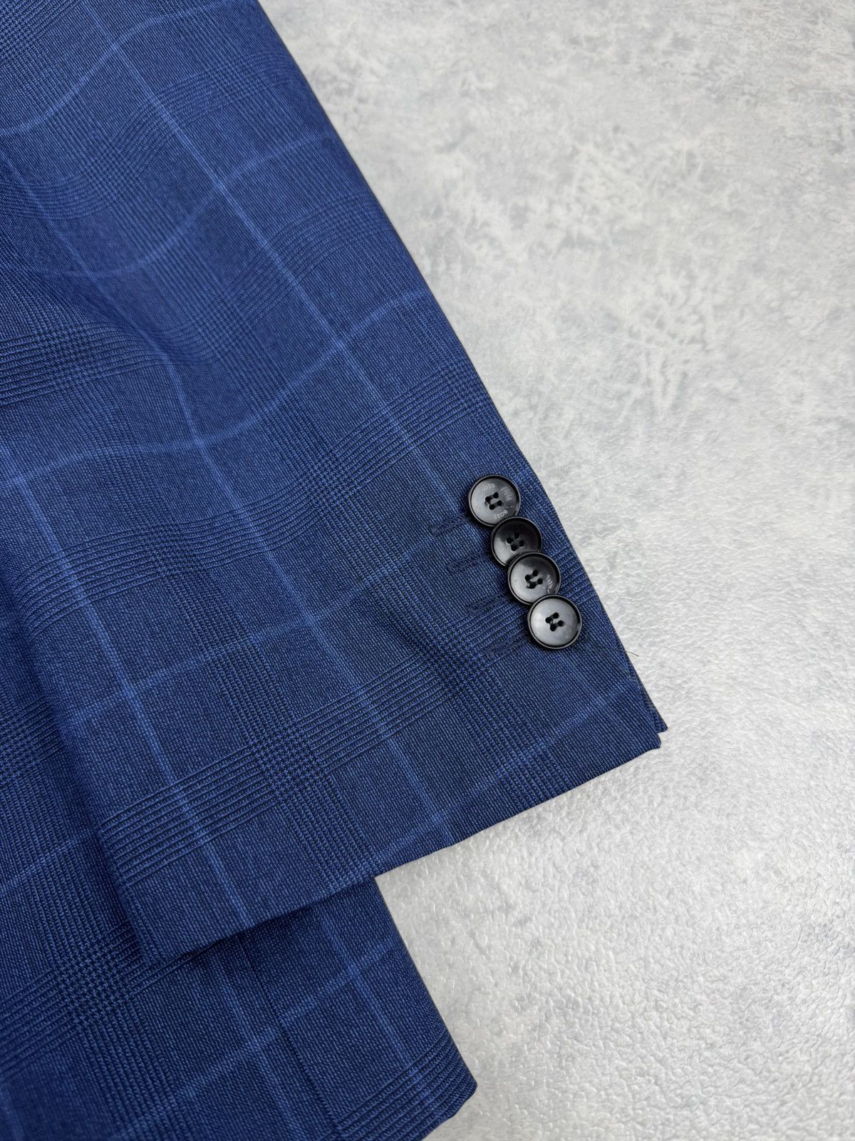 Hugo Boss Hugo Boss Blazer 44R 54 Blue Check Wool Men’s Size 44R - 4 Thumbnail