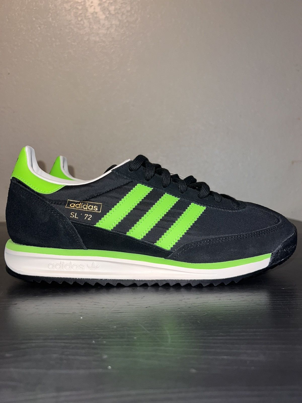 Adidas Adidas SL72 RS Black Solar Green Size 10 Size US 10 / EU 43 - 5 Thumbnail