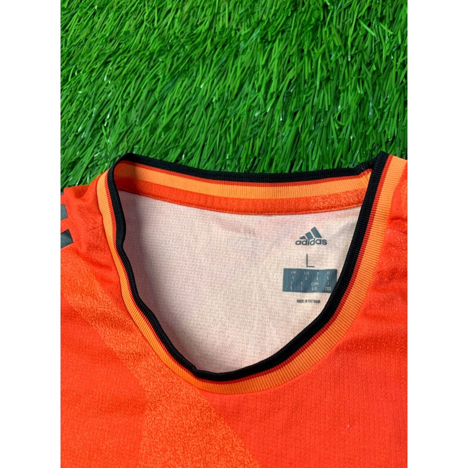 Adidas ADIDAS Tango PERFORMANCE ORIGINAL 2017 FOOTBALL SHIRT JERSEY L Orange, Peach and Black Mens Football Shirt 2017 Tango Century 2017 Size US L / EU 52-54 / 3 - 4 Thumbnail