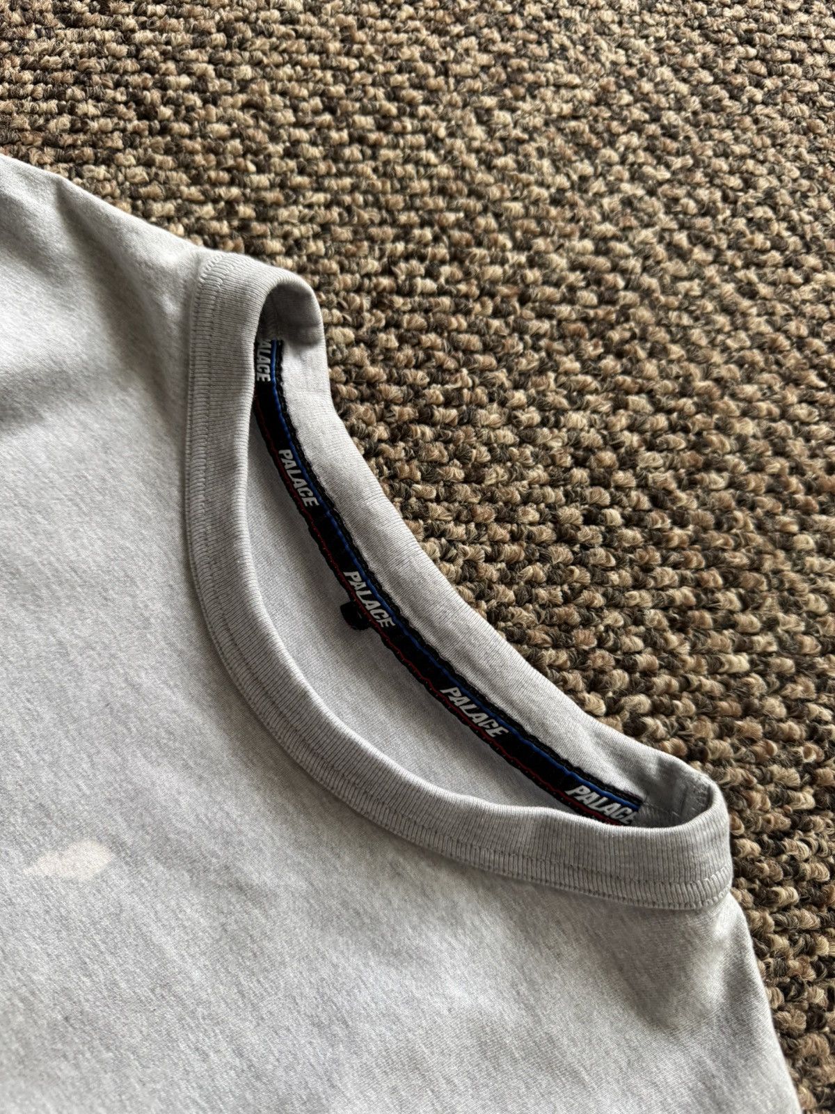 Palace Palace T-shirt Rare Mini Logo Streetwear L Size Size US L / EU 52-54 / 3 - 14 Thumbnail