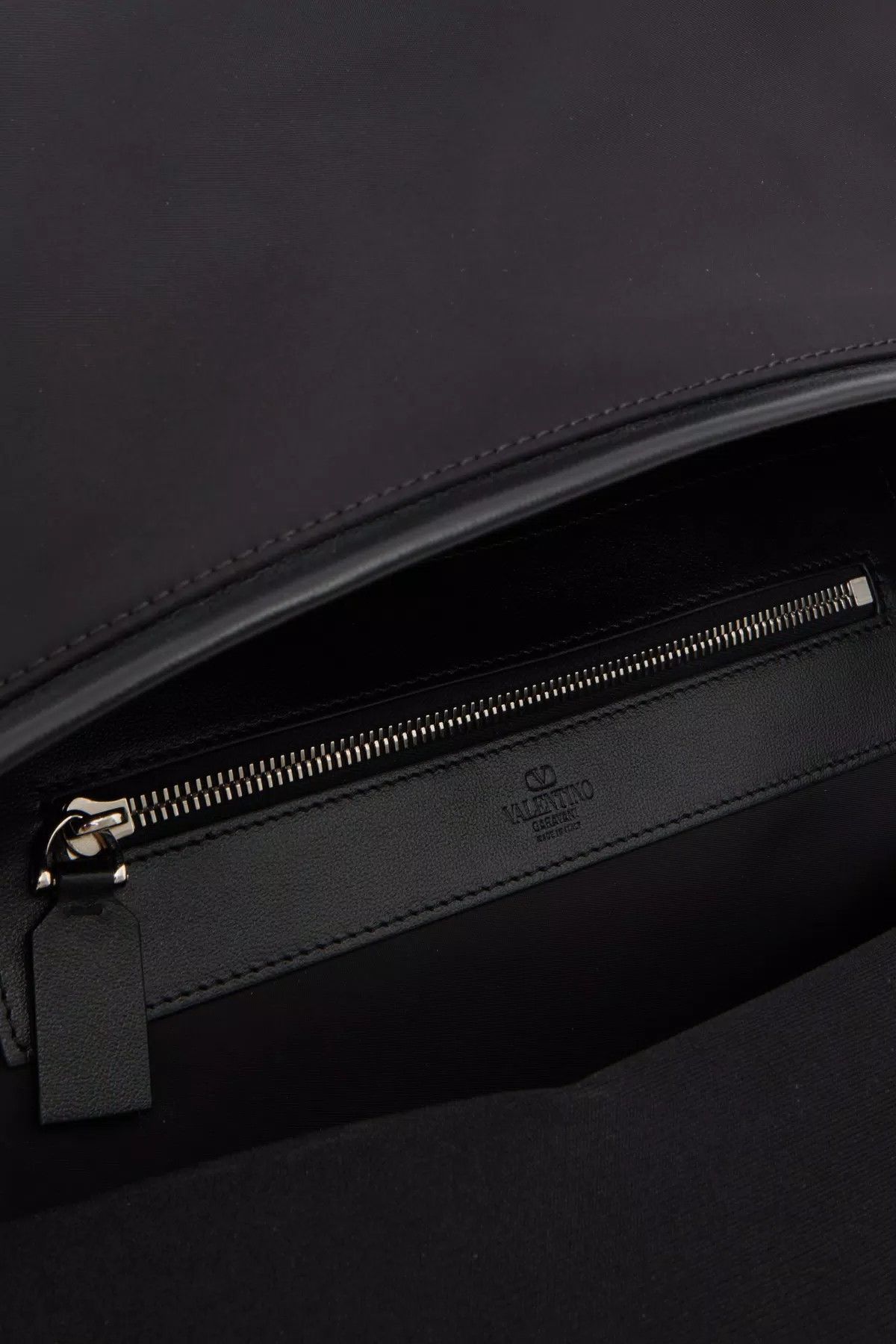 Valentino oc11z0725 Size: OS/ Backpack in Black Size ONE SIZE - 4 Thumbnail