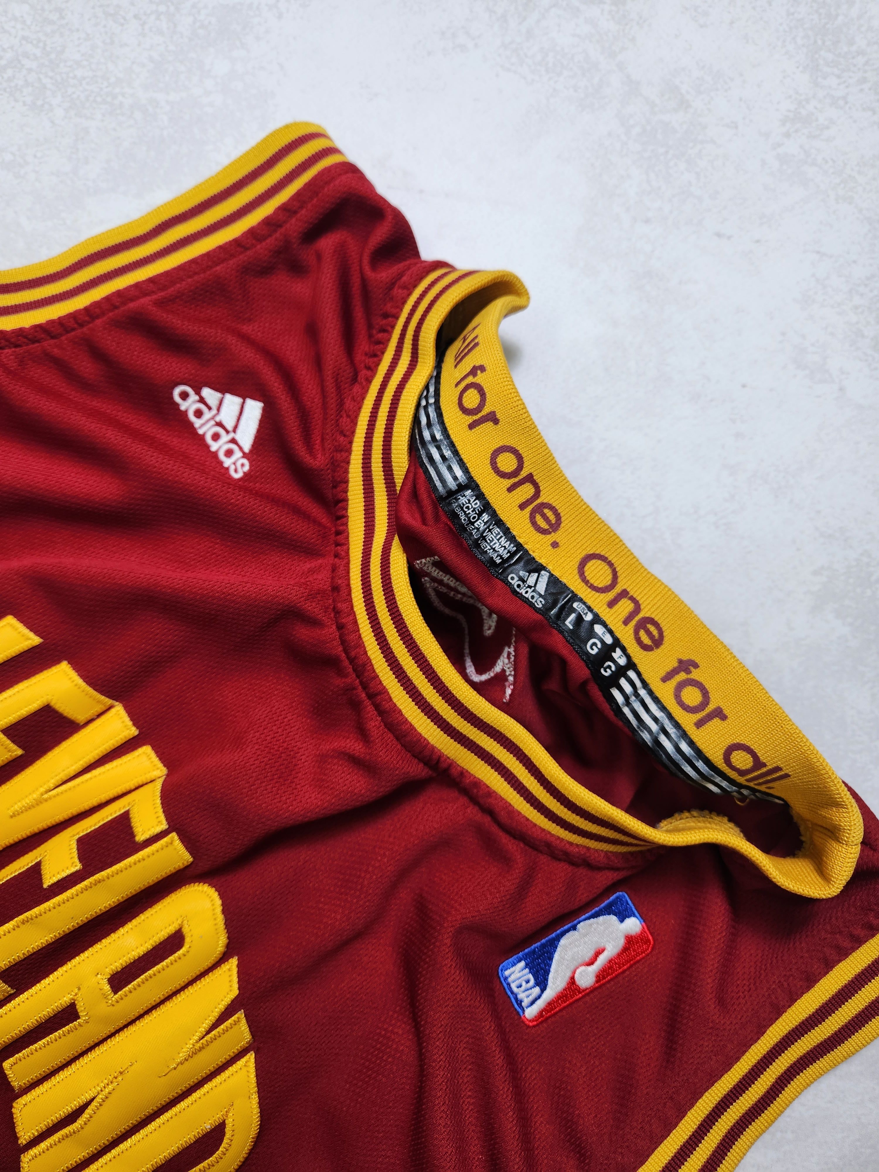 Adidas Cleveland Cavaliers #23 James Lebron NBA Jersey L