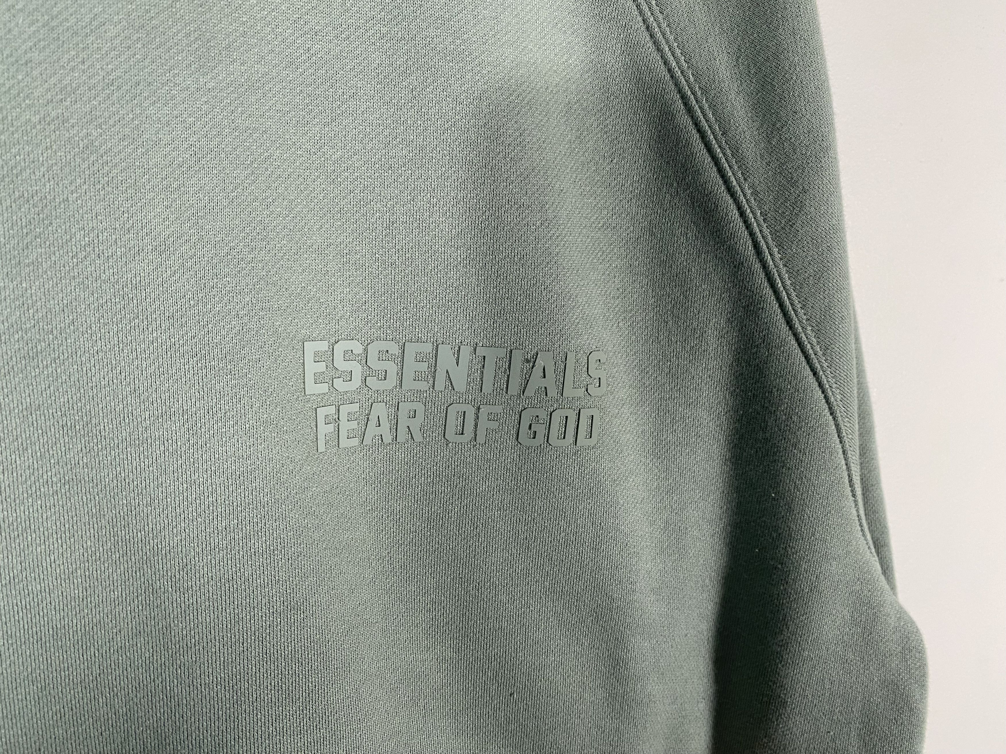Essentials Fear of God Essentials Oversized Crewneck Sycamore Size US XS / EU 42 / 0 - 3 Thumbnail