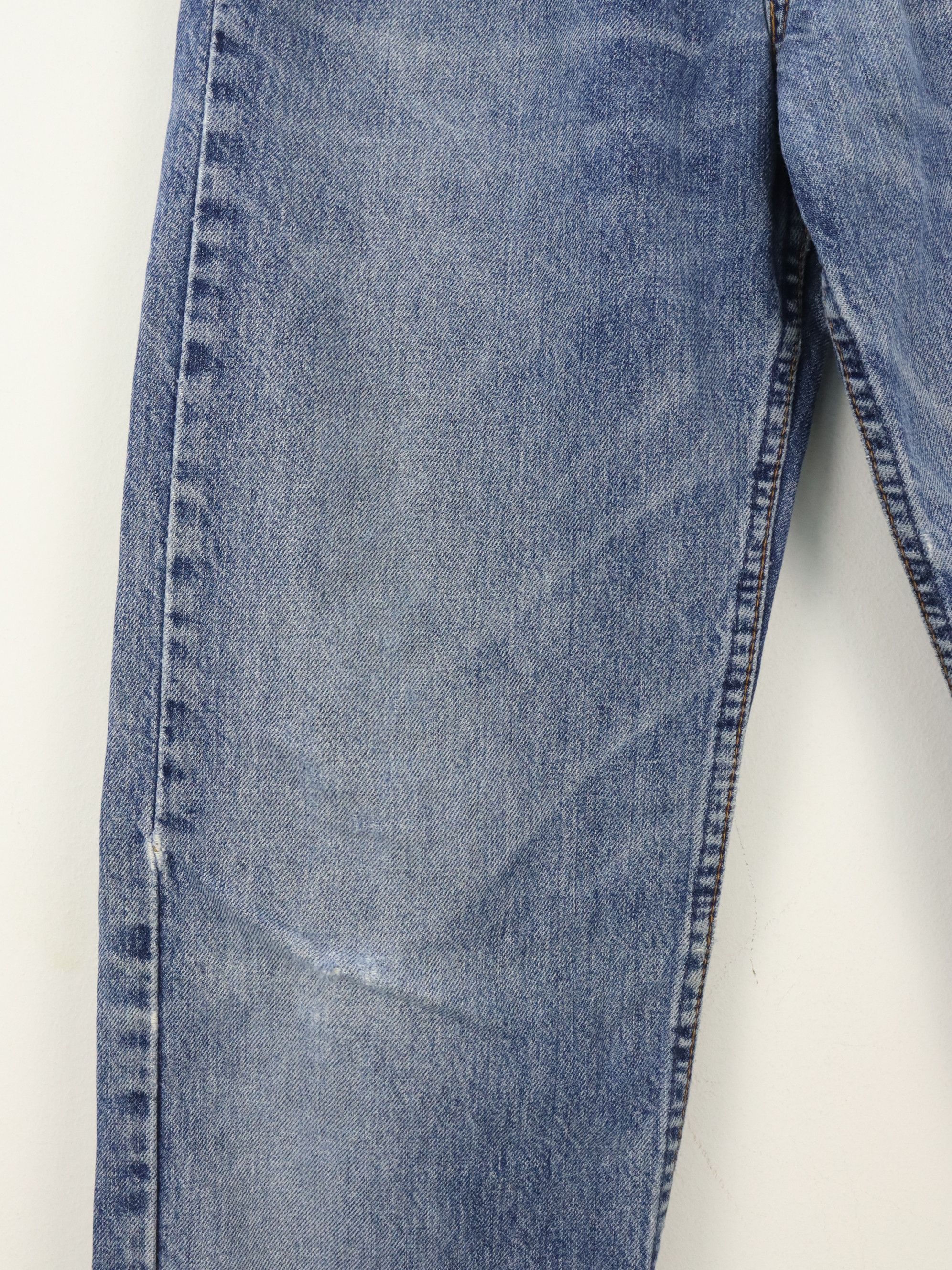 Vintage Levis 519 Distressed Seasoned Denim Jeans