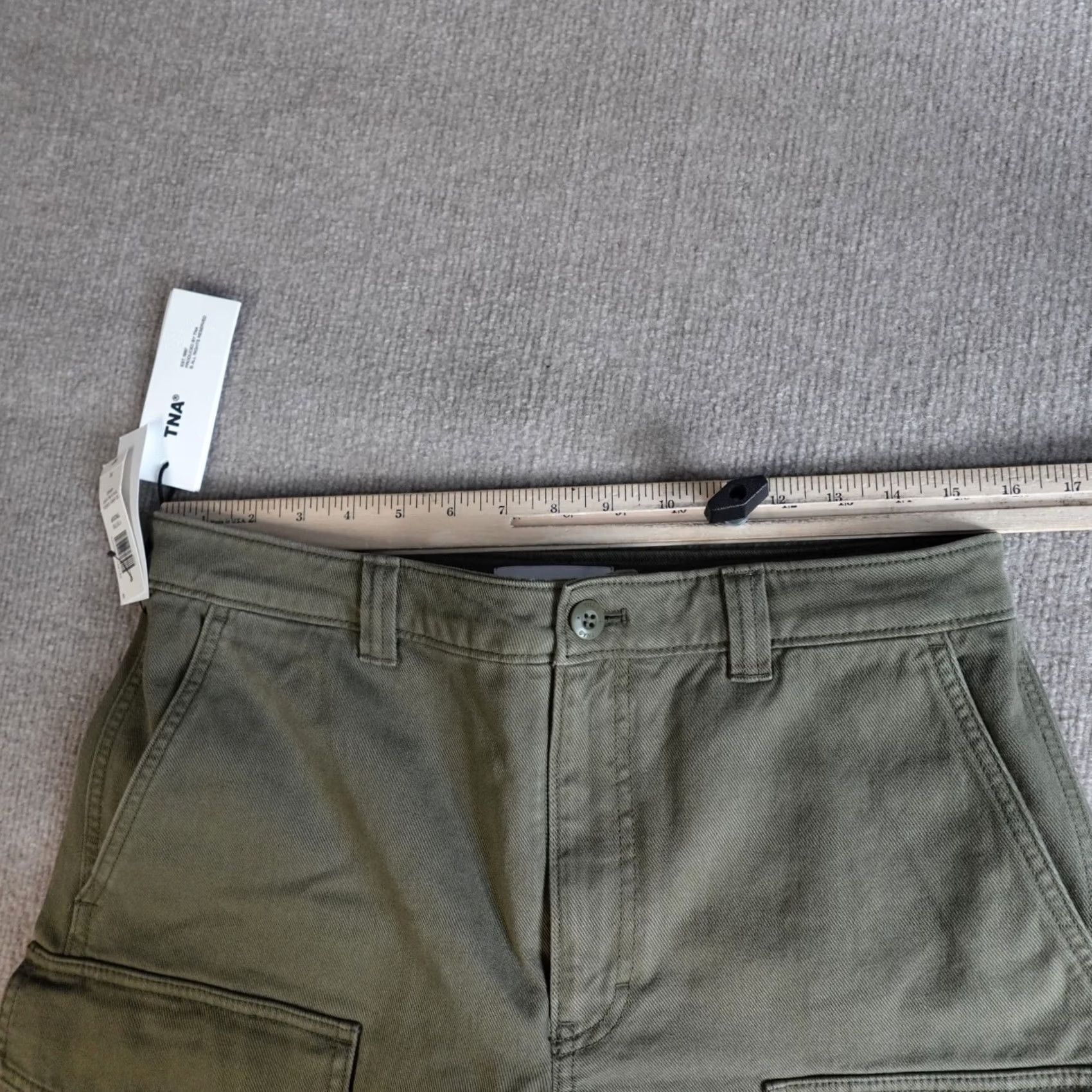 TNA TNA Womens Shorts Cargo 10 Green Olive Army Denim Cotton Blend Casual Shorts Womens Regular XS? No (Error: do not include extra words) Size 32" / US 10 / IT 46 - 3 Thumbnail