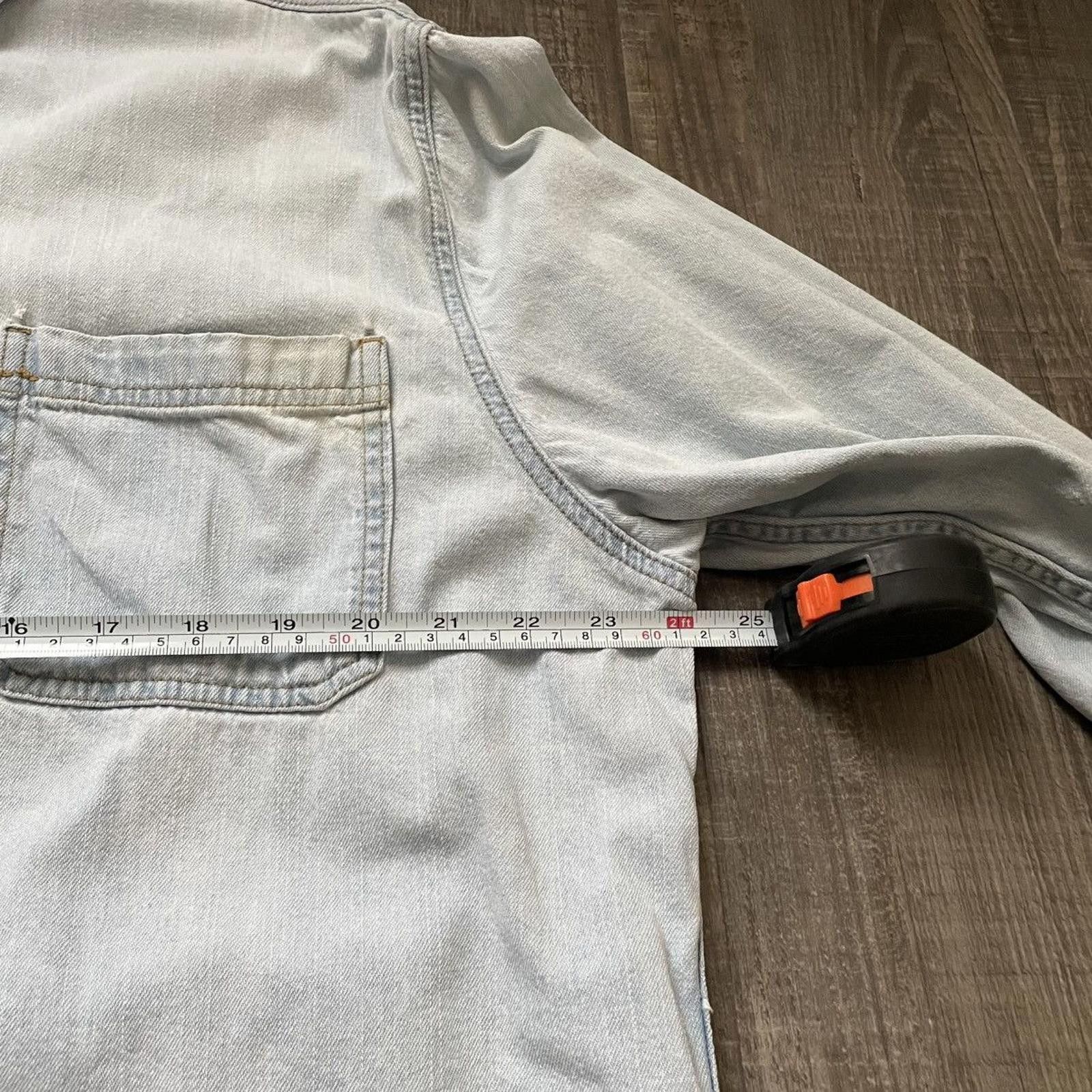Levi's LEVIS • Classic 2 Pocket L/S Button Up Shirt "Denim" (XL) Size US XL / EU 56 / 4 - 5 Thumbnail