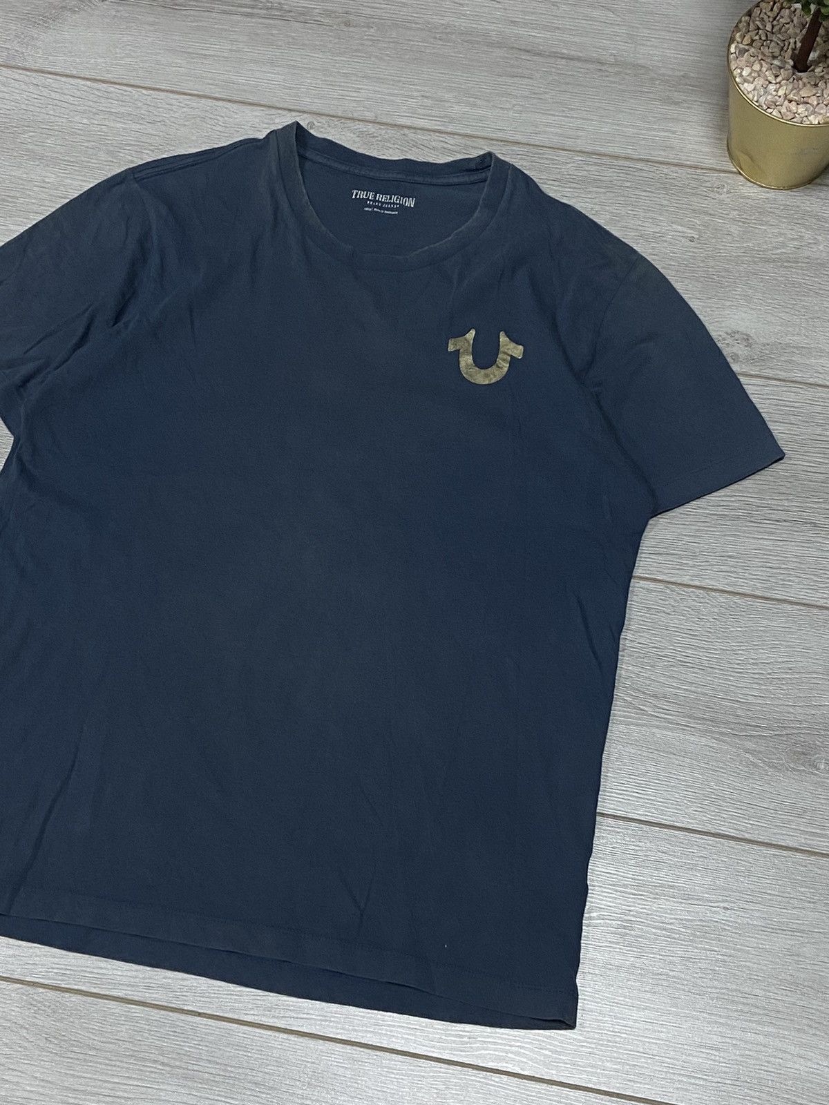 True Religion True Religion Buddha big horse shoe fade t-shirt Size US L / EU 52-54 / 3 - 3 Thumbnail
