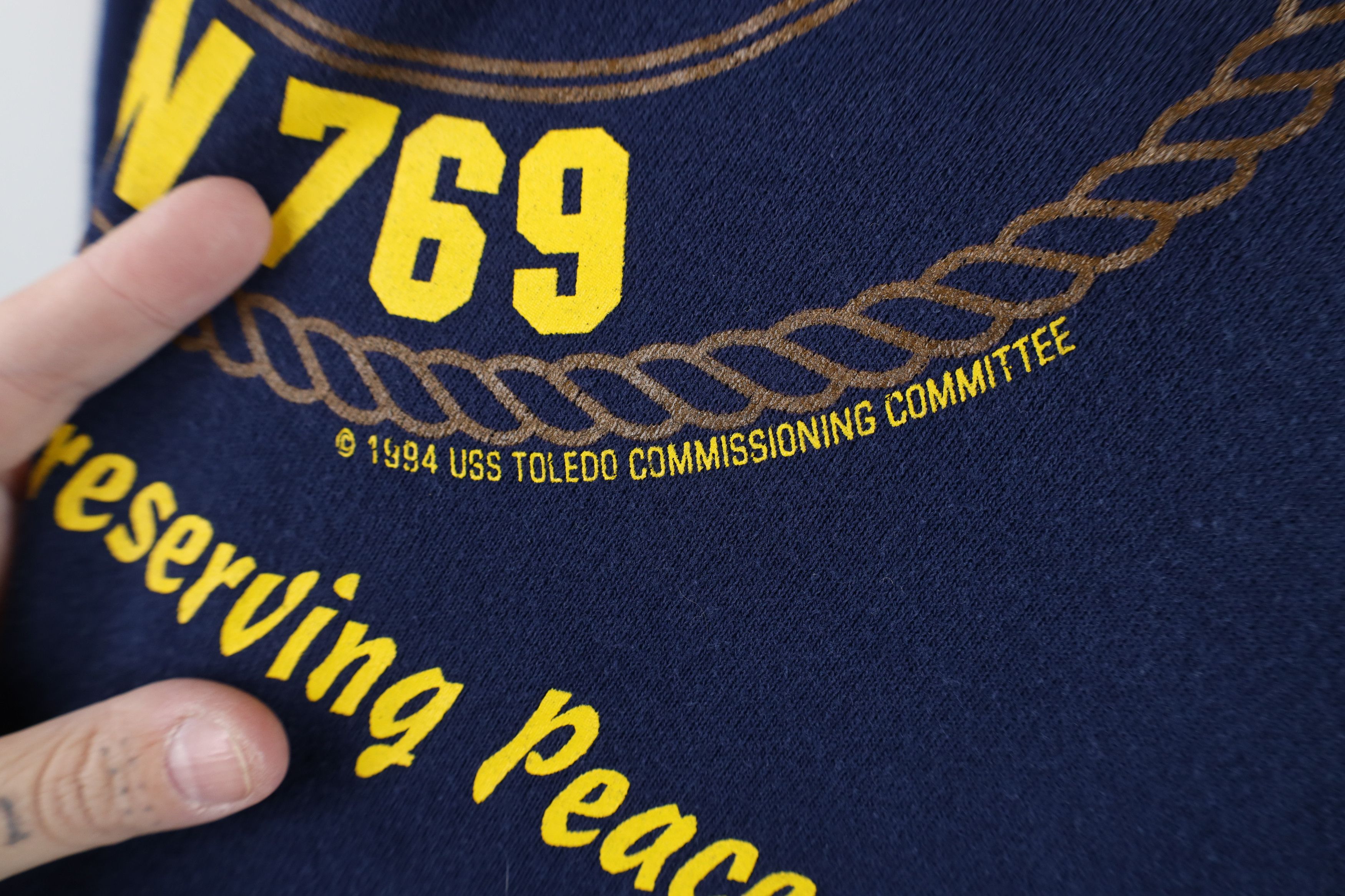 Vintage Vintage 90s Spell Out SSN 769 USS Toledo Sweatshirt Blue USA Size US L / EU 52-54 / 3 - 5 Thumbnail