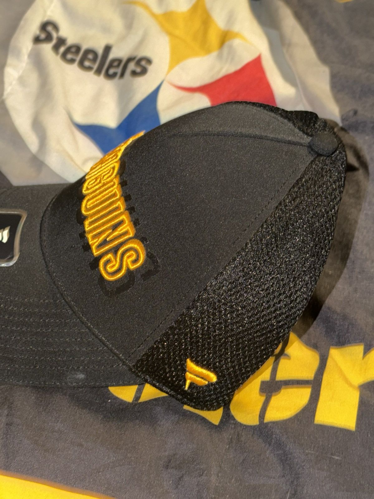 NHL Fanatics NHL Hockey Pittsburgh Penguins Fitted Hat Men M/L Size ONE SIZE - 18 Thumbnail