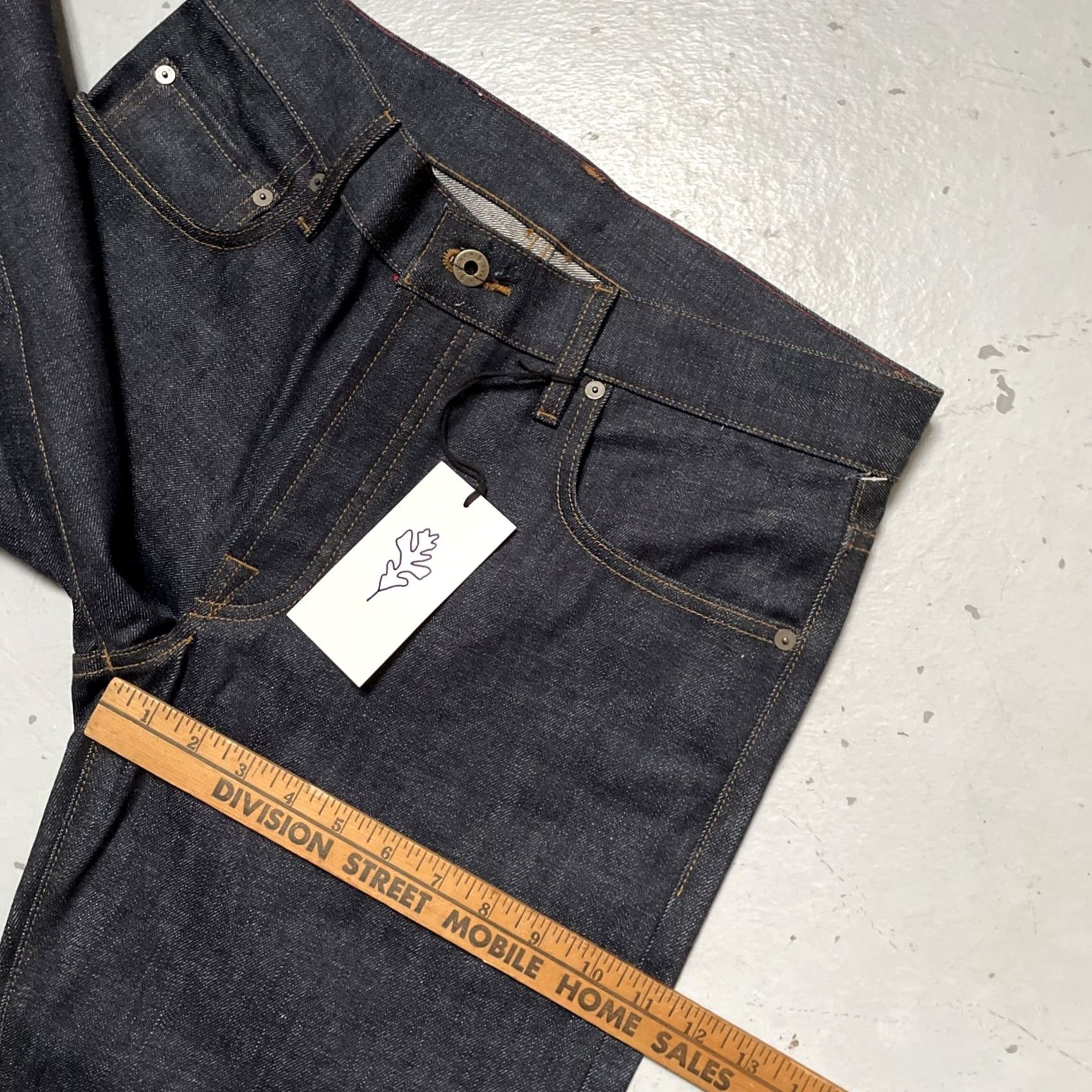 Denime Ginew Jeans Dark Blue Denim 32 Unisex Adults 32 NWT USA Made Selvedge Straight Jeans Color Black Size US 32 / EU 48 - 5 Thumbnail