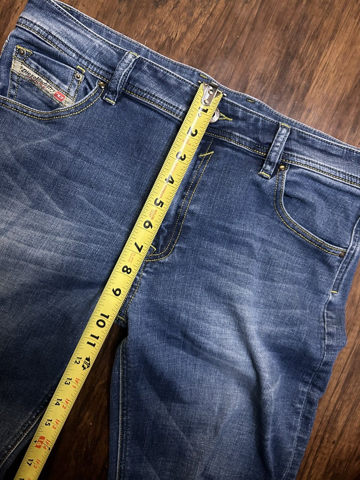 Diesel 2014 Diesel Wakyee J US Kids Medium Faded Wash Jeans Size US 31 - 10 Thumbnail